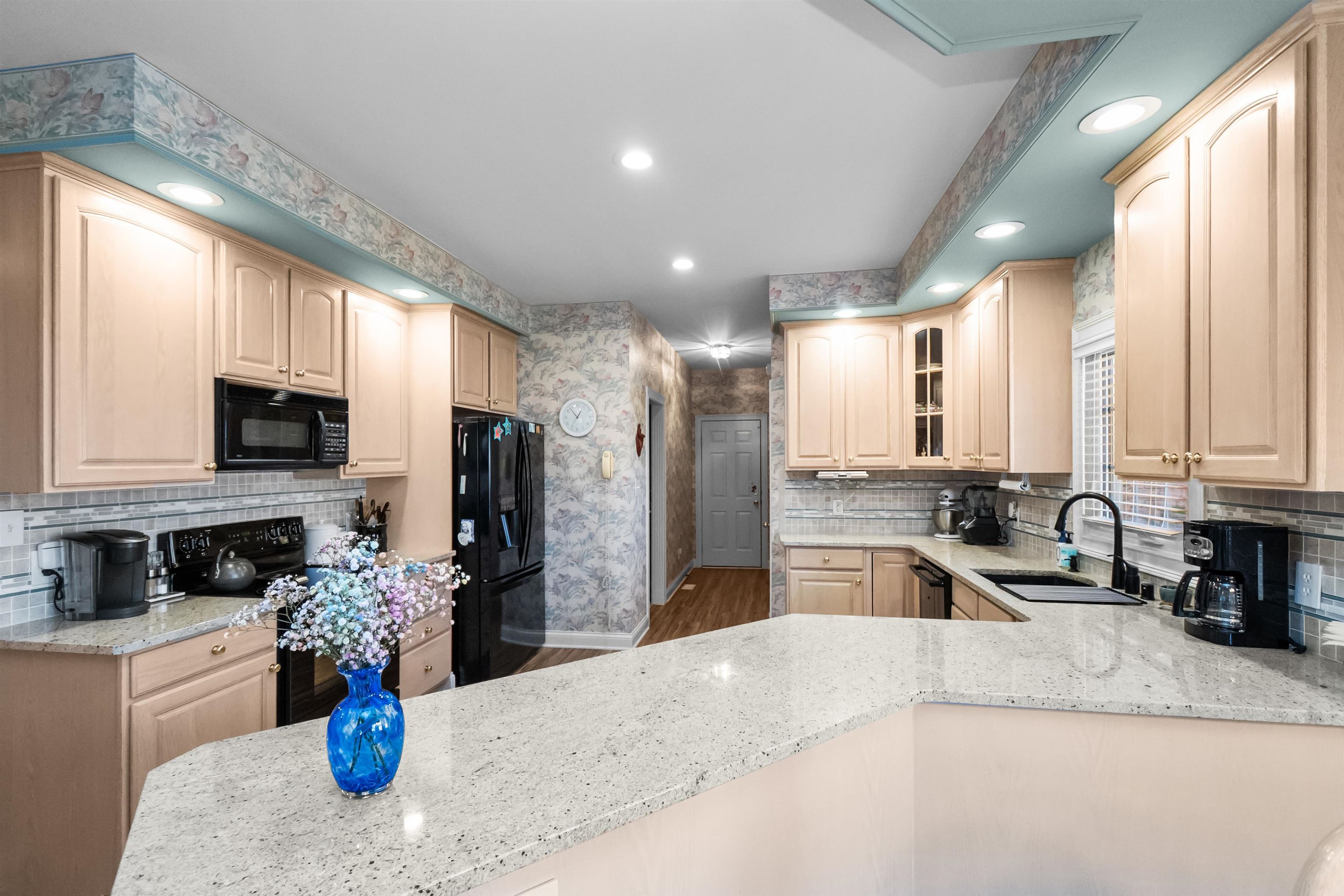 4019 Horseshoe Trace, Owensboro, Kentucky 42303, 4 Bedrooms Bedrooms, ,2 BathroomsBathrooms,Single Family Residence,For Sale,Horseshoe Trace,93501