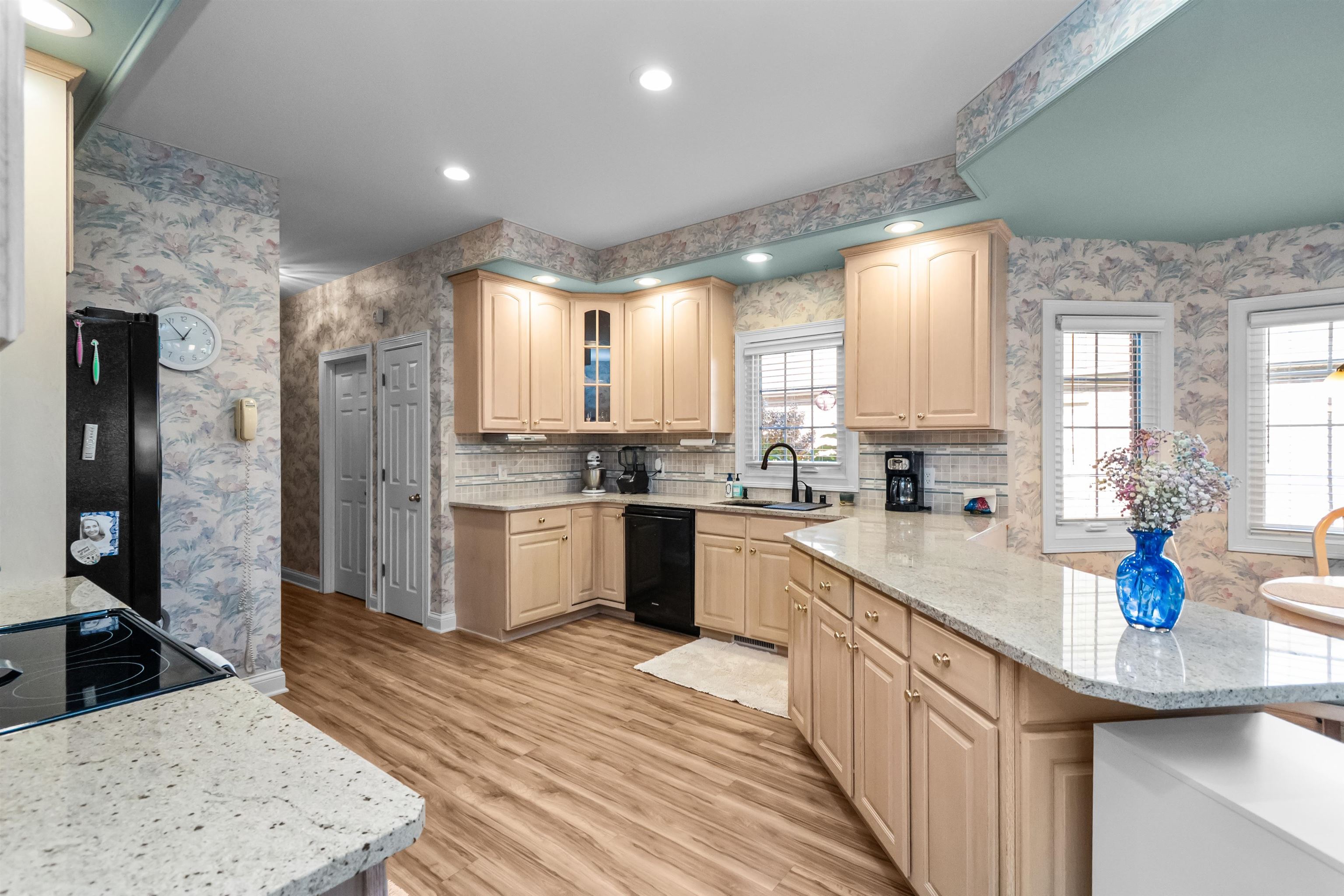 4019 Horseshoe Trace, Owensboro, Kentucky 42303, 4 Bedrooms Bedrooms, ,2 BathroomsBathrooms,Single Family Residence,For Sale,Horseshoe Trace,93501