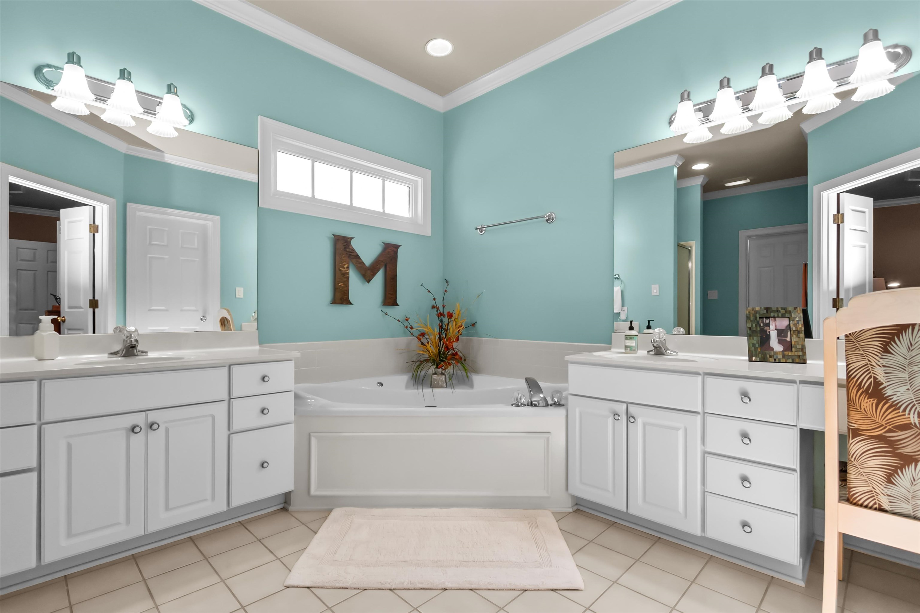 4019 Horseshoe Trace, Owensboro, Kentucky 42303, 4 Bedrooms Bedrooms, ,2 BathroomsBathrooms,Single Family Residence,For Sale,Horseshoe Trace,93501