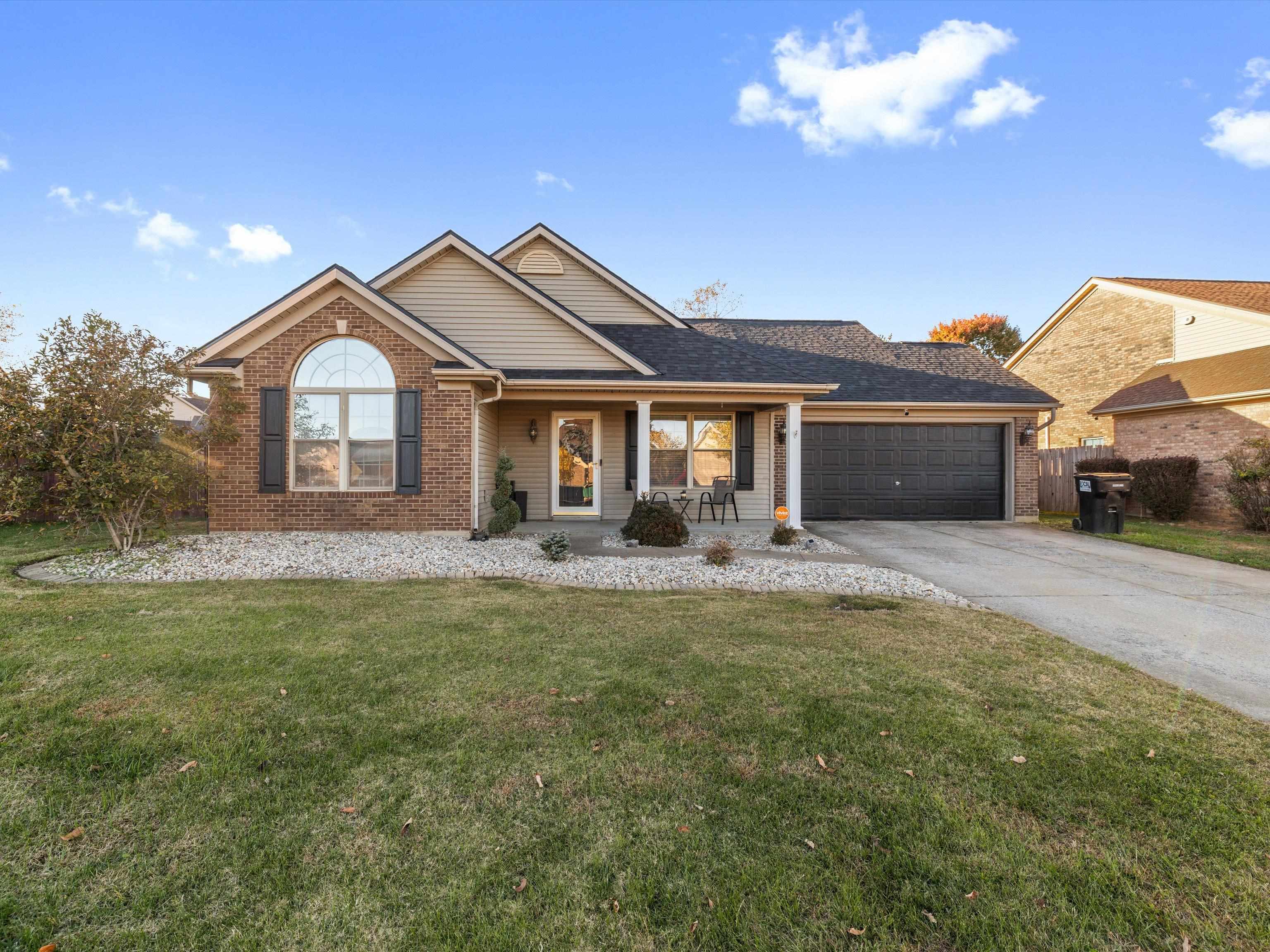 3155 Bridle Way, Owensboro, Kentucky 42303, 3 Bedrooms Bedrooms, ,2 BathroomsBathrooms,Single Family Residence,For Sale,Bridle Way,93502