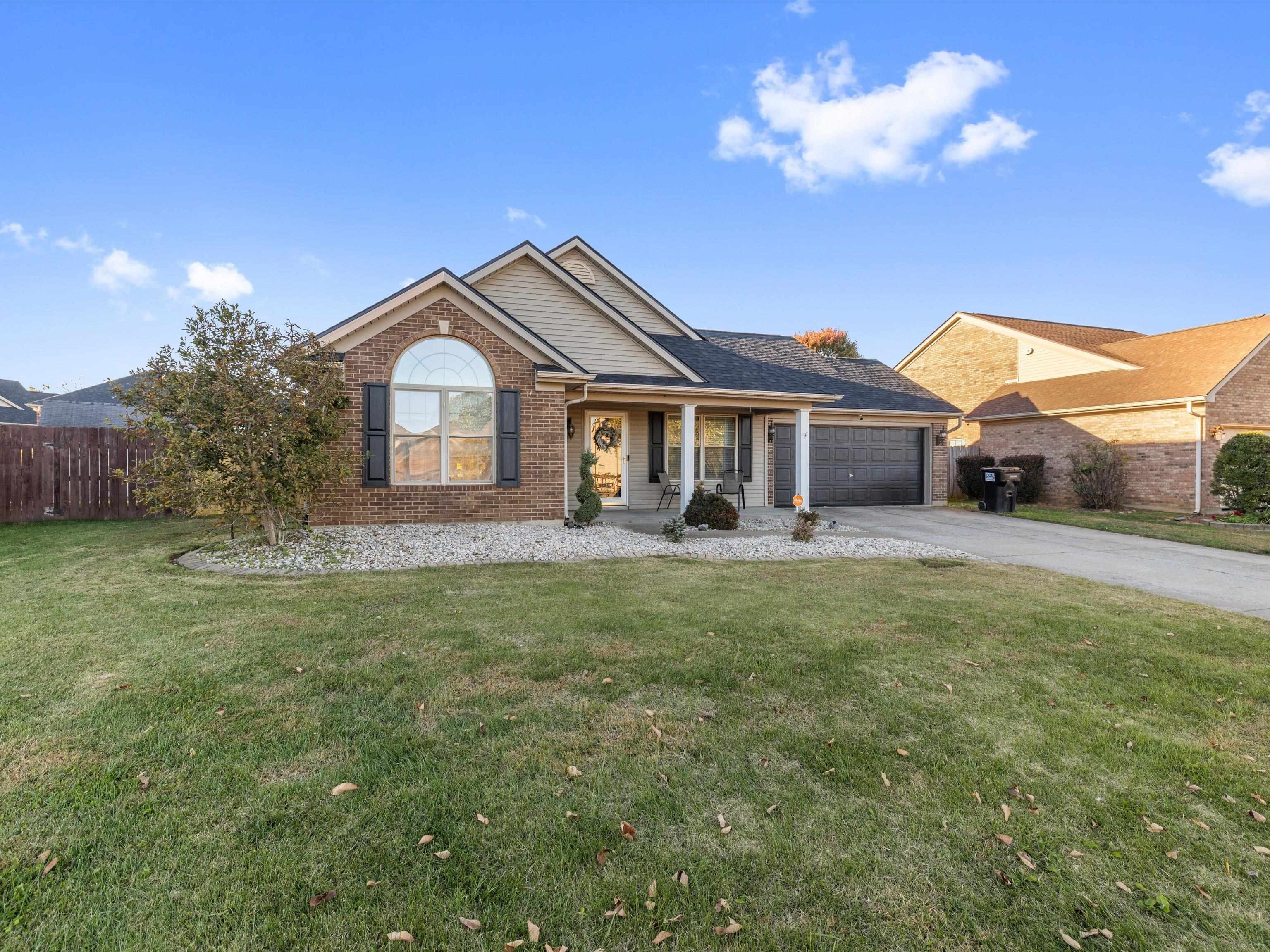 3155 Bridle Way, Owensboro, Kentucky 42303, 3 Bedrooms Bedrooms, ,2 BathroomsBathrooms,Single Family Residence,For Sale,Bridle Way,93502