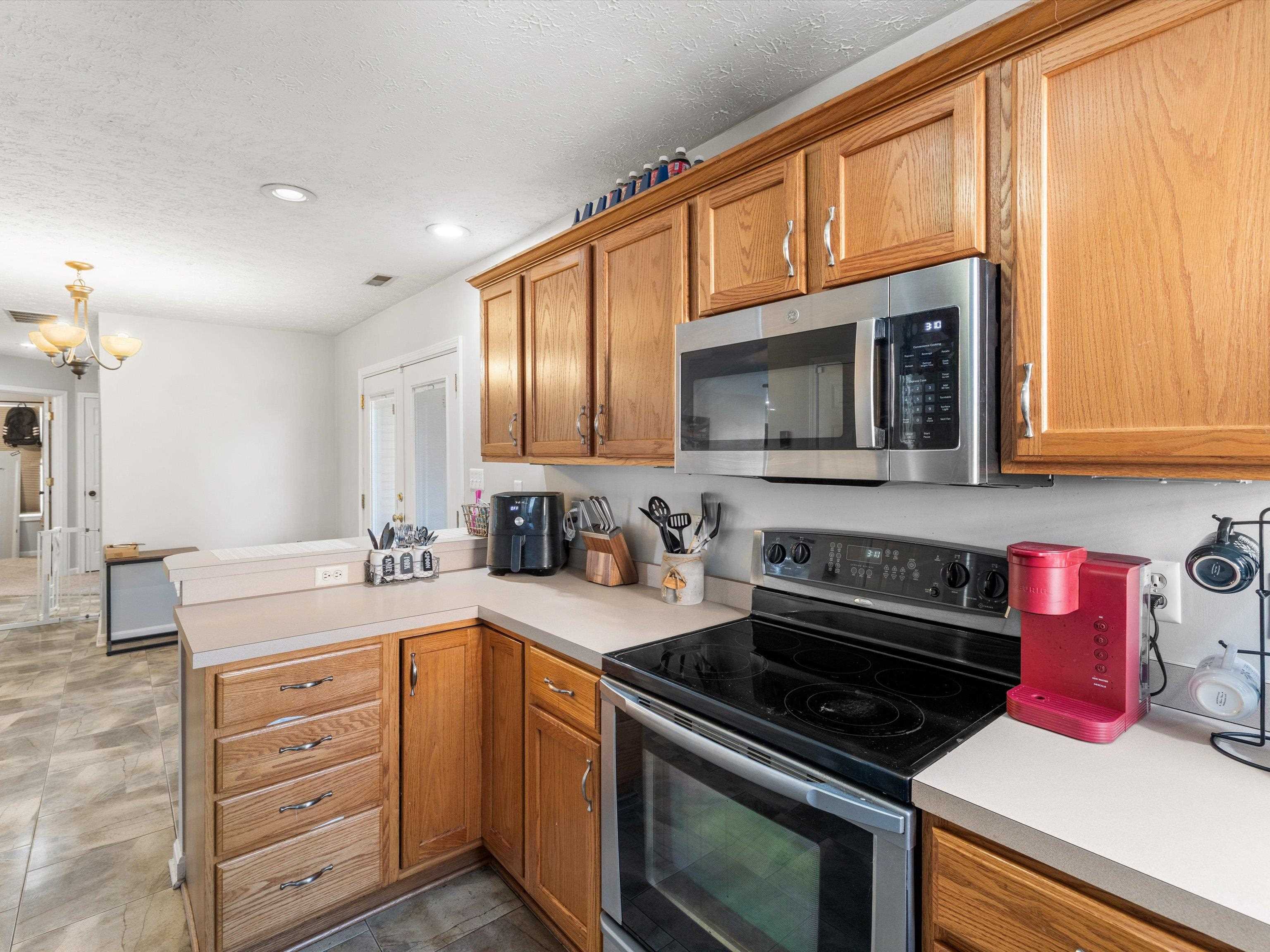 3155 Bridle Way, Owensboro, Kentucky 42303, 3 Bedrooms Bedrooms, ,2 BathroomsBathrooms,Single Family Residence,For Sale,Bridle Way,93502