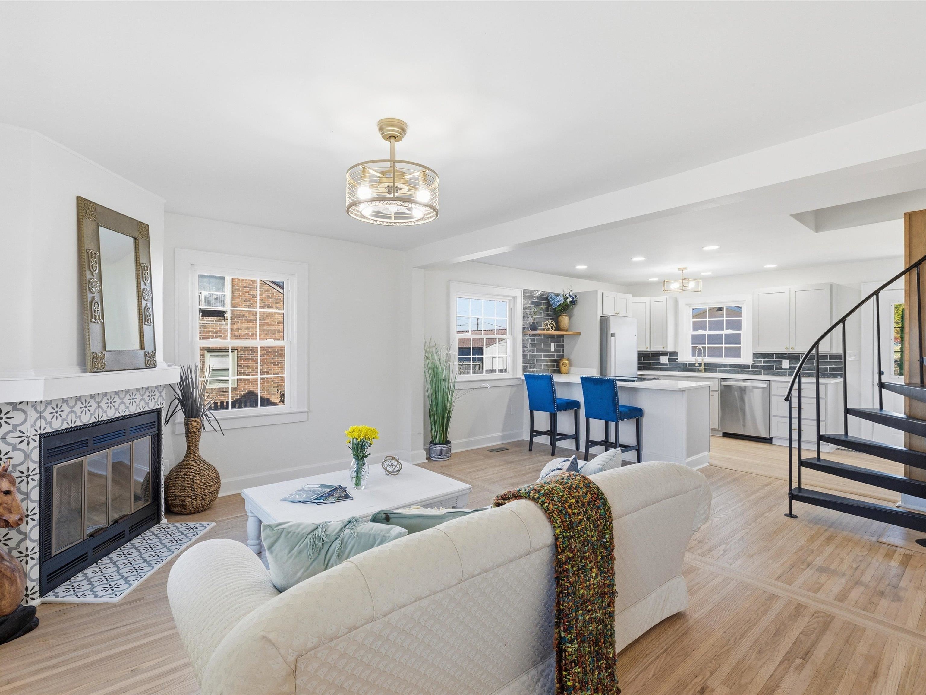 225 Redbud Road, Owensboro, Kentucky 42303, 3 Bedrooms Bedrooms, ,1 BathroomBathrooms,Single Family Residence,For Sale,Redbud Road,93504