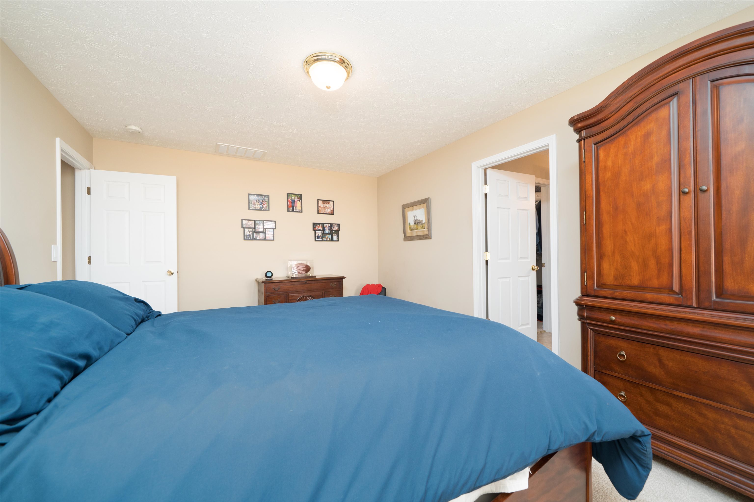 2844 Avenue of the Parks, Owensboro, Kentucky 42303, 3 Bedrooms Bedrooms, ,2 BathroomsBathrooms,Single Family Residence,For Sale,Avenue of the Parks,93510