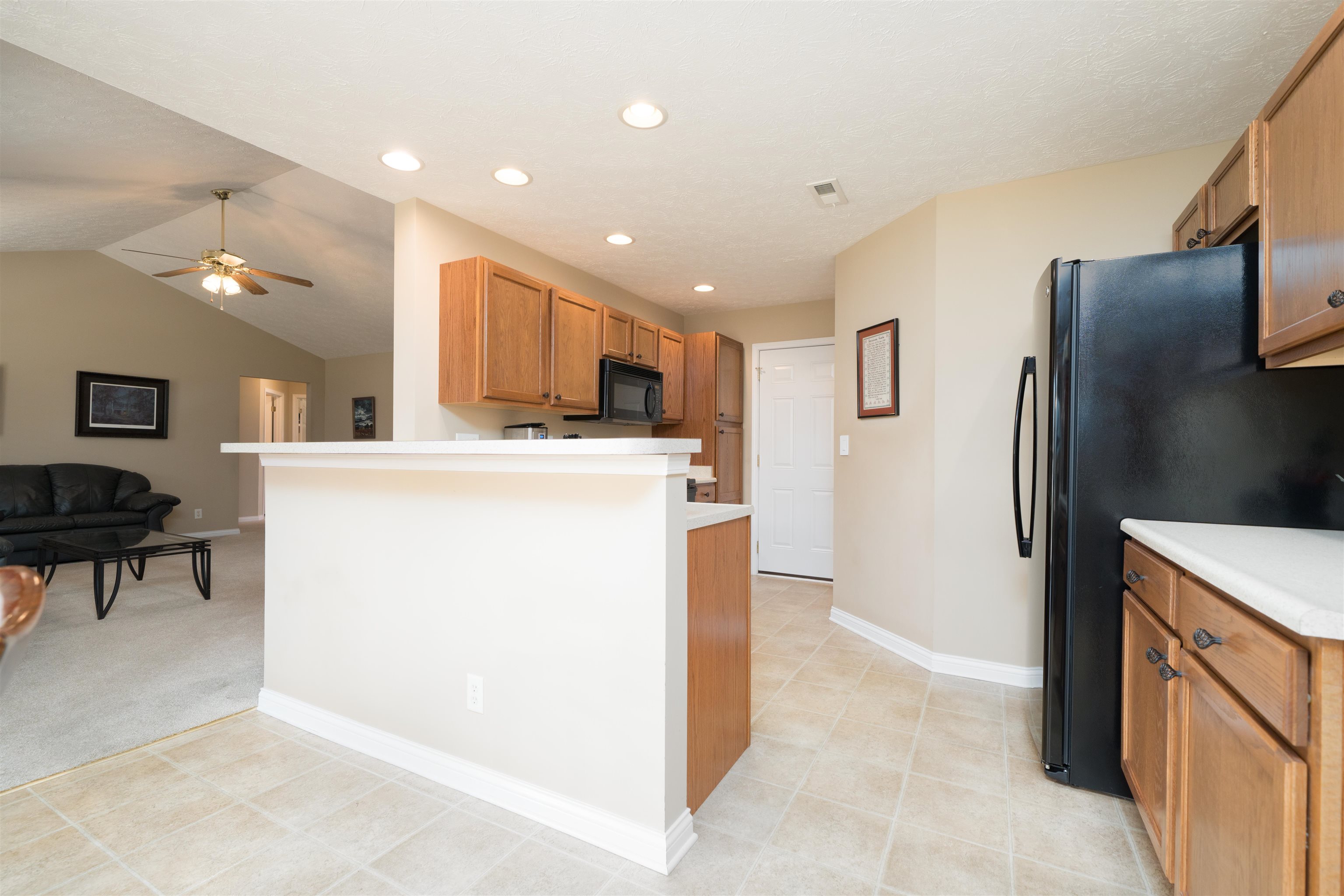 2844 Avenue of the Parks, Owensboro, Kentucky 42303, 3 Bedrooms Bedrooms, ,2 BathroomsBathrooms,Single Family Residence,For Sale,Avenue of the Parks,93510