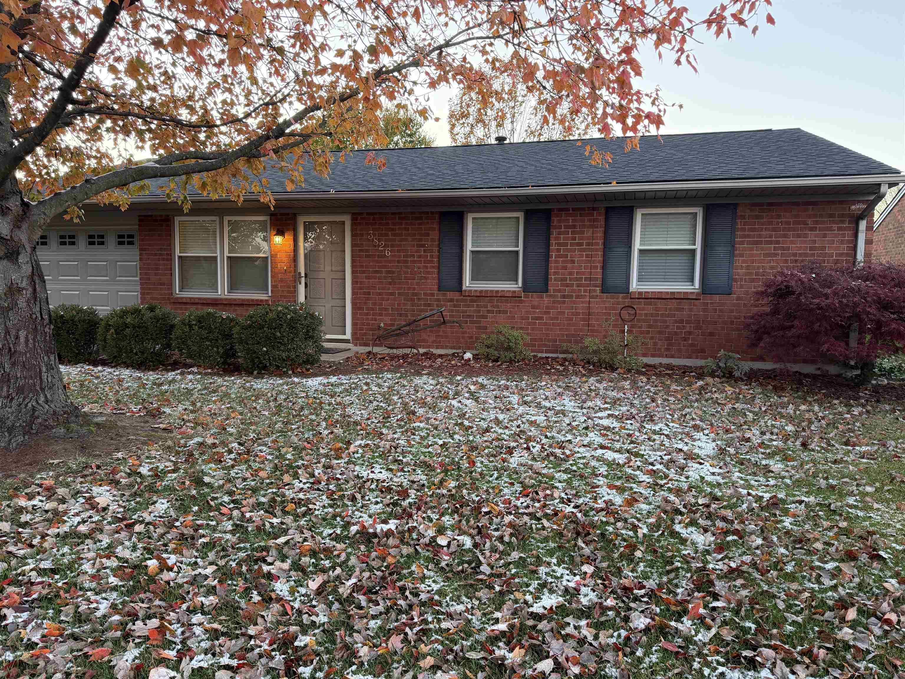 3826 Buckland Square, Owensboro, Kentucky 42301, 3 Bedrooms Bedrooms, ,1 BathroomBathrooms,Single Family Residence,For Sale,Buckland Square,93522
