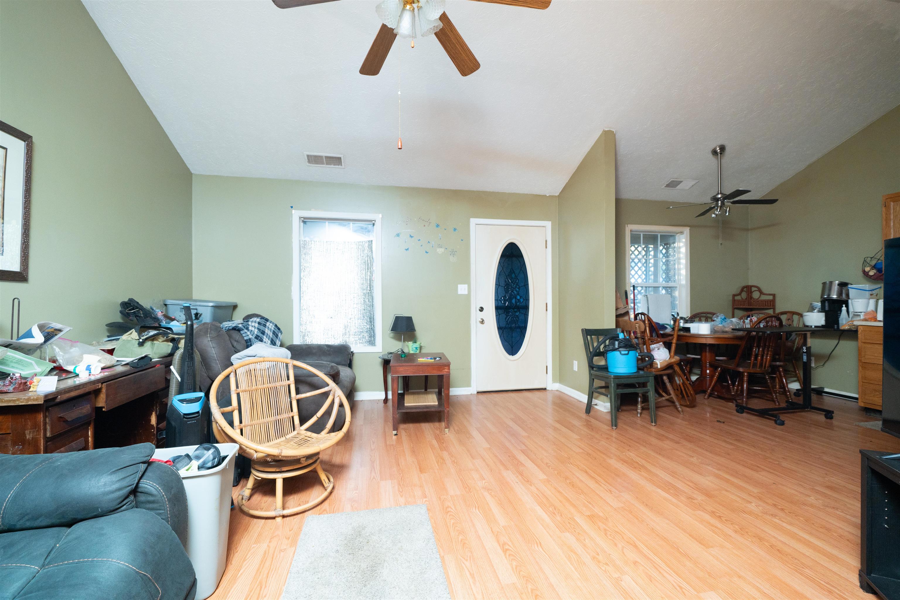 721 Bolivar St, Owensboro, Kentucky 42301, 3 Bedrooms Bedrooms, ,2 BathroomsBathrooms,Single Family Residence,For Sale,Bolivar St,93529