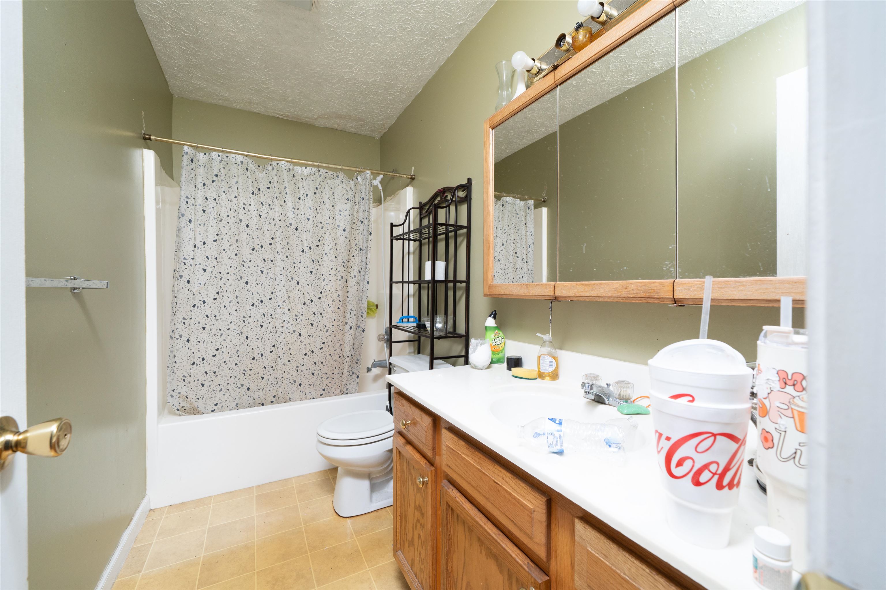 721 Bolivar St, Owensboro, Kentucky 42301, 3 Bedrooms Bedrooms, ,2 BathroomsBathrooms,Single Family Residence,For Sale,Bolivar St,93529