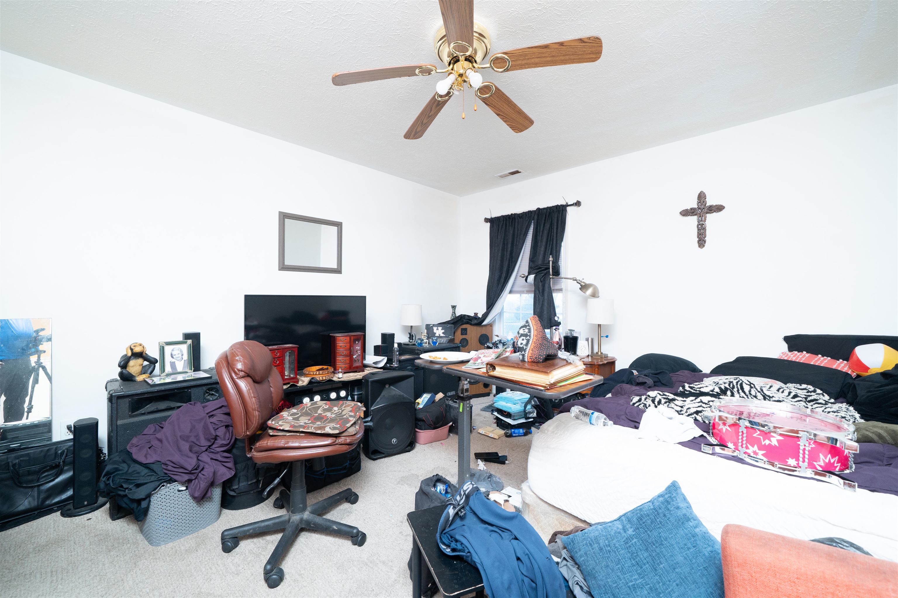 721 Bolivar St, Owensboro, Kentucky 42301, 3 Bedrooms Bedrooms, ,2 BathroomsBathrooms,Single Family Residence,For Sale,Bolivar St,93529