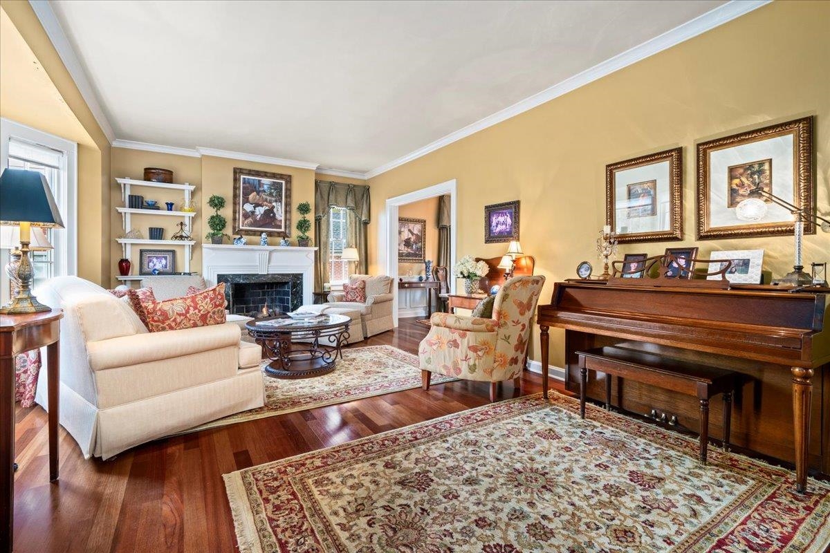 604 Ford Ave, Owensboro, Kentucky 42301, 4 Bedrooms Bedrooms, ,2 BathroomsBathrooms,Single Family Residence,For Sale,Ford Ave,93532