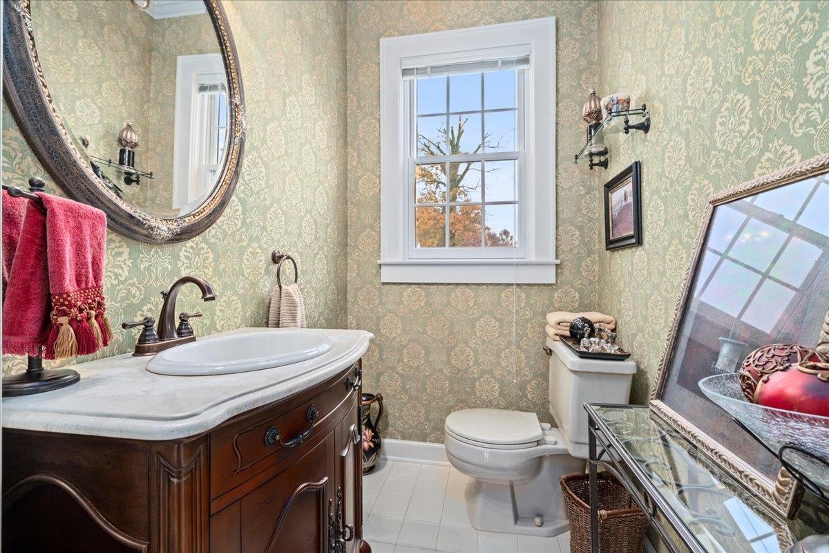 604 Ford Ave, Owensboro, Kentucky 42301, 4 Bedrooms Bedrooms, ,2 BathroomsBathrooms,Single Family Residence,For Sale,Ford Ave,93532