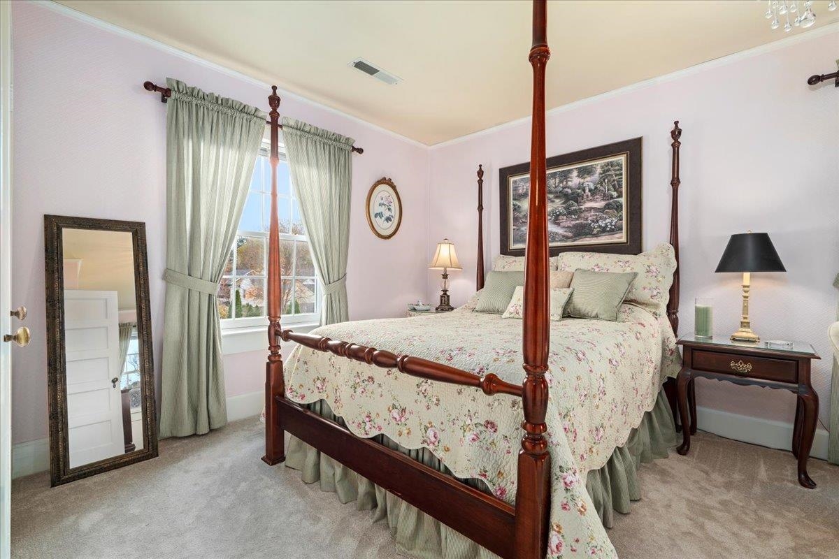 604 Ford Ave, Owensboro, Kentucky 42301, 4 Bedrooms Bedrooms, ,2 BathroomsBathrooms,Single Family Residence,For Sale,Ford Ave,93532