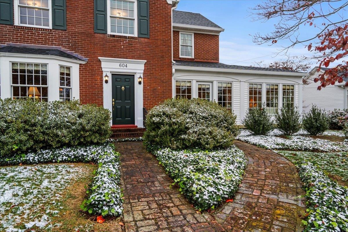 604 Ford Ave, Owensboro, Kentucky 42301, 4 Bedrooms Bedrooms, ,2 BathroomsBathrooms,Single Family Residence,For Sale,Ford Ave,93532