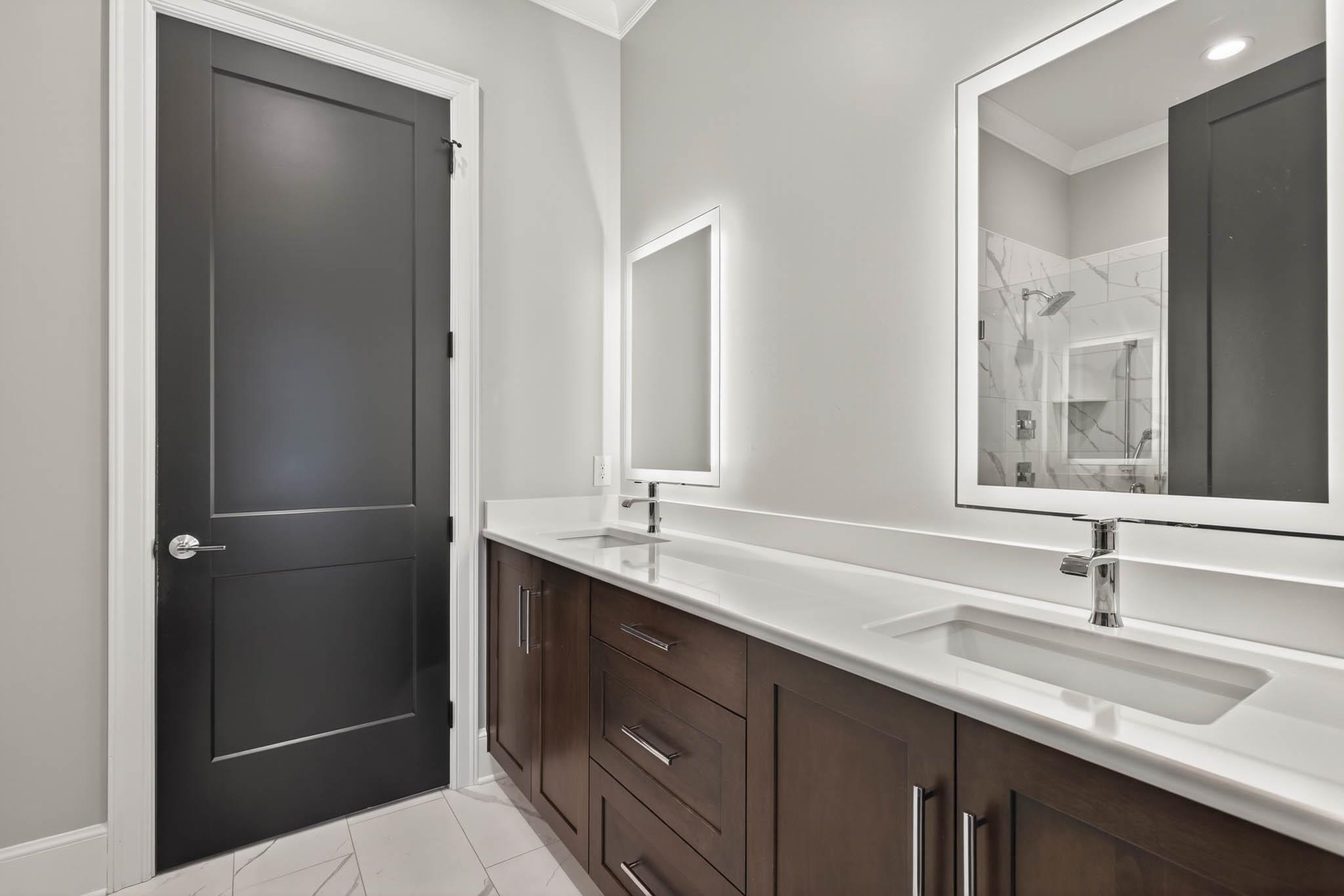 1047 Hill Avenue, Owensboro, Kentucky 42301, 4 Bedrooms Bedrooms, ,2 BathroomsBathrooms,Condominium,For Sale,Hill Avenue,93533