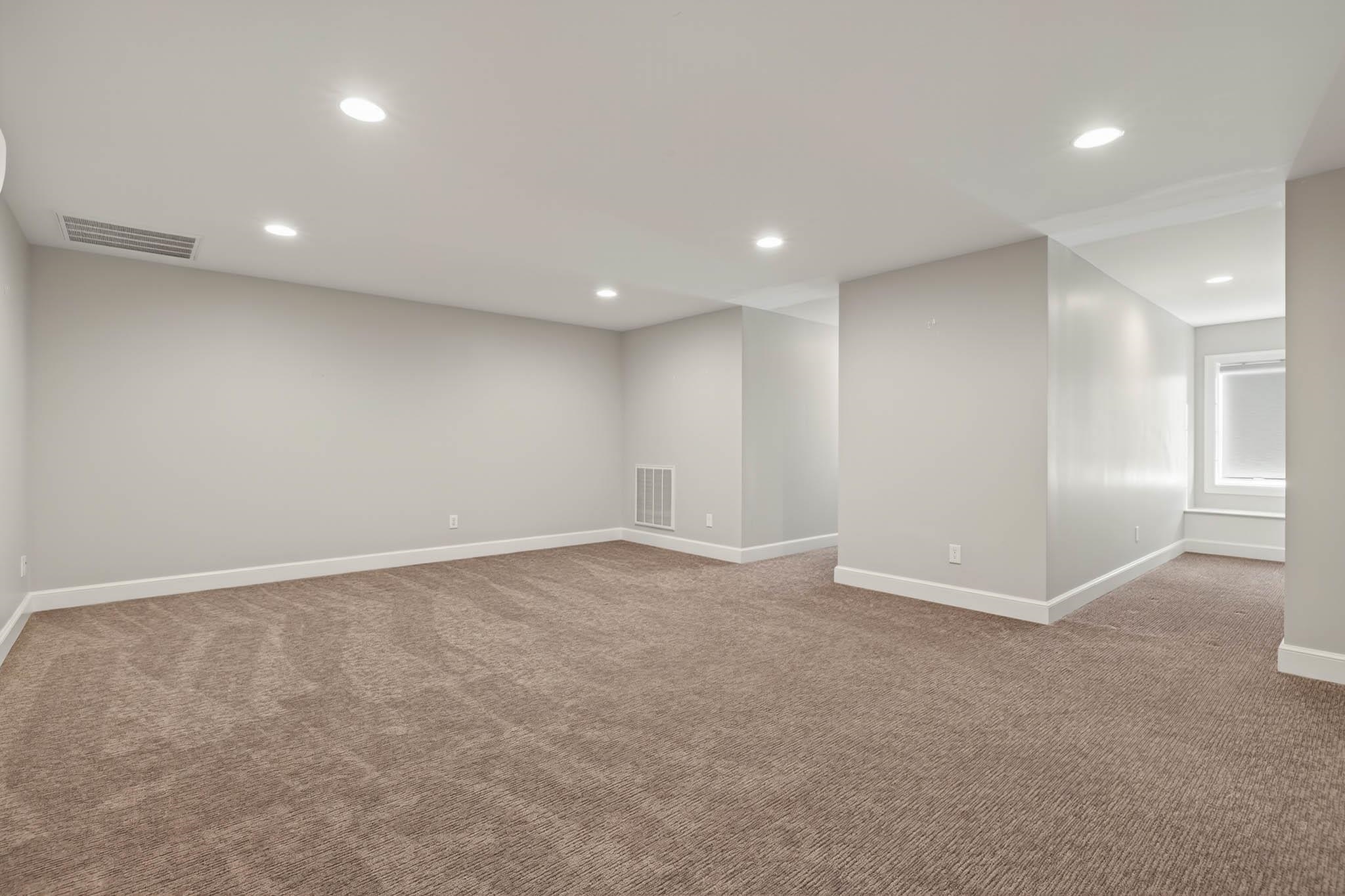 1047 Hill Avenue, Owensboro, Kentucky 42301, 4 Bedrooms Bedrooms, ,2 BathroomsBathrooms,Condominium,For Sale,Hill Avenue,93533