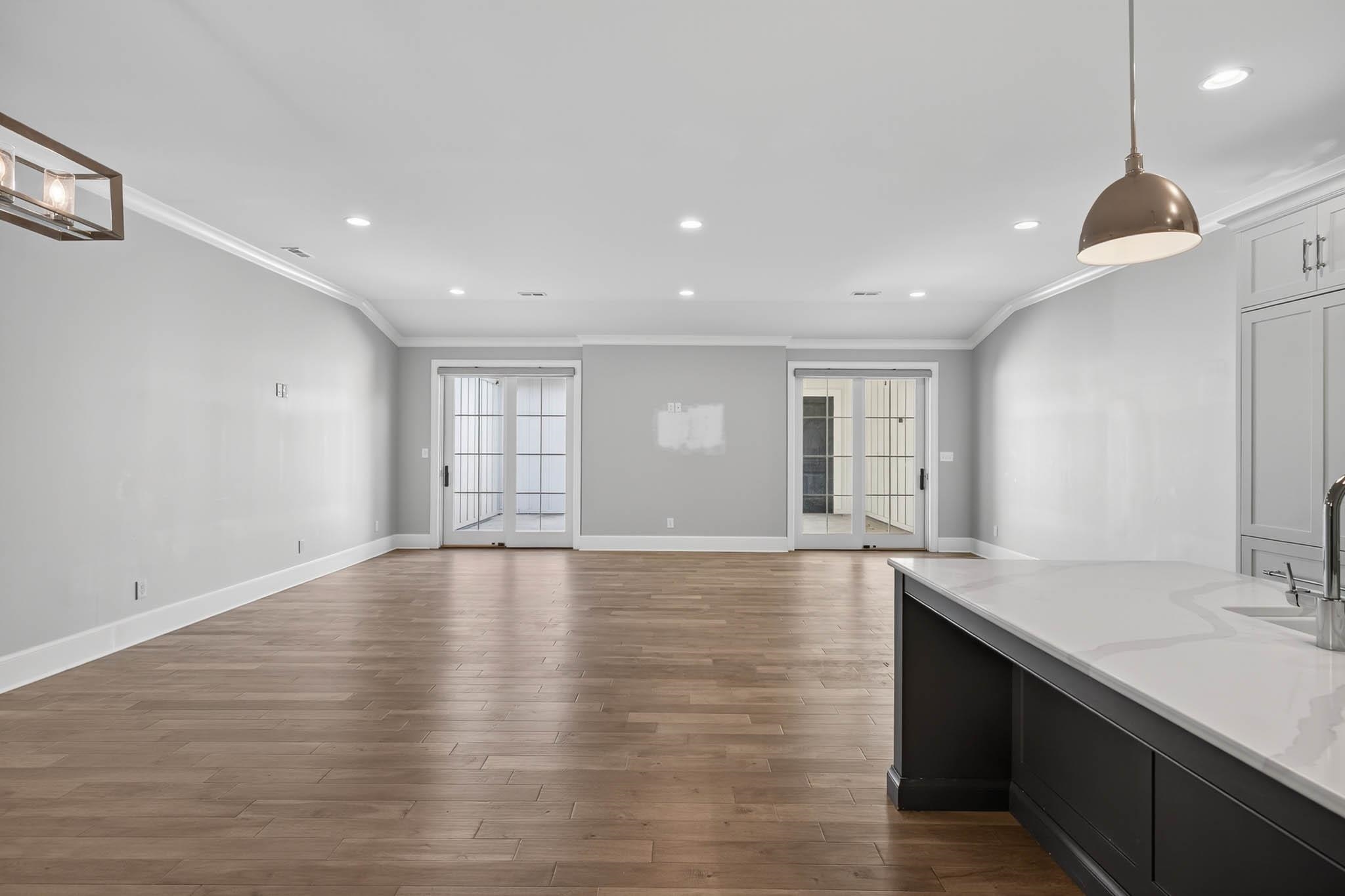 1047 Hill Avenue, Owensboro, Kentucky 42301, 4 Bedrooms Bedrooms, ,2 BathroomsBathrooms,Condominium,For Sale,Hill Avenue,93533