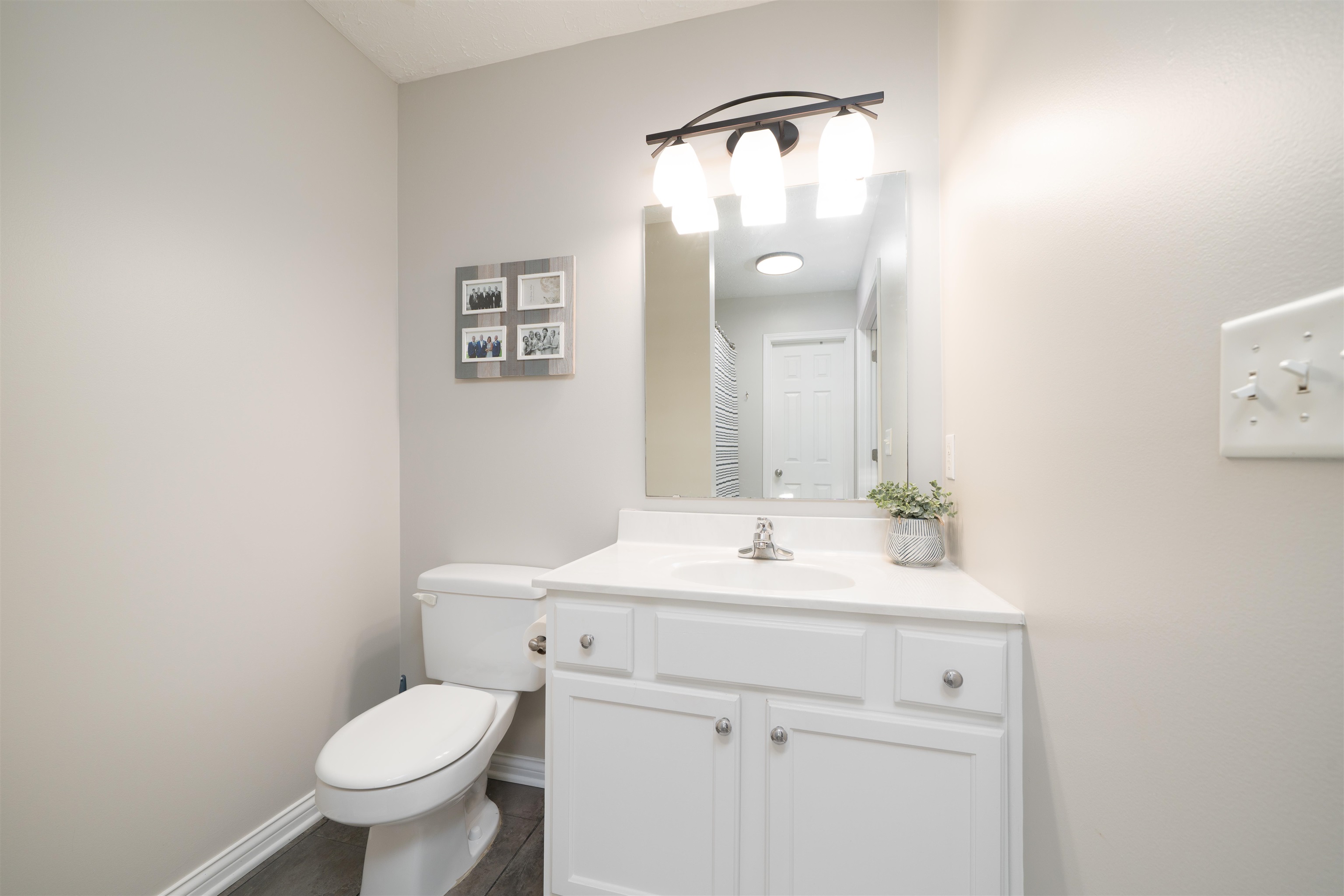 421 Newbury Ct, Owensboro, Kentucky 42301, 3 Bedrooms Bedrooms, ,2 BathroomsBathrooms,Single Family Residence,For Sale,Newbury Ct,93535