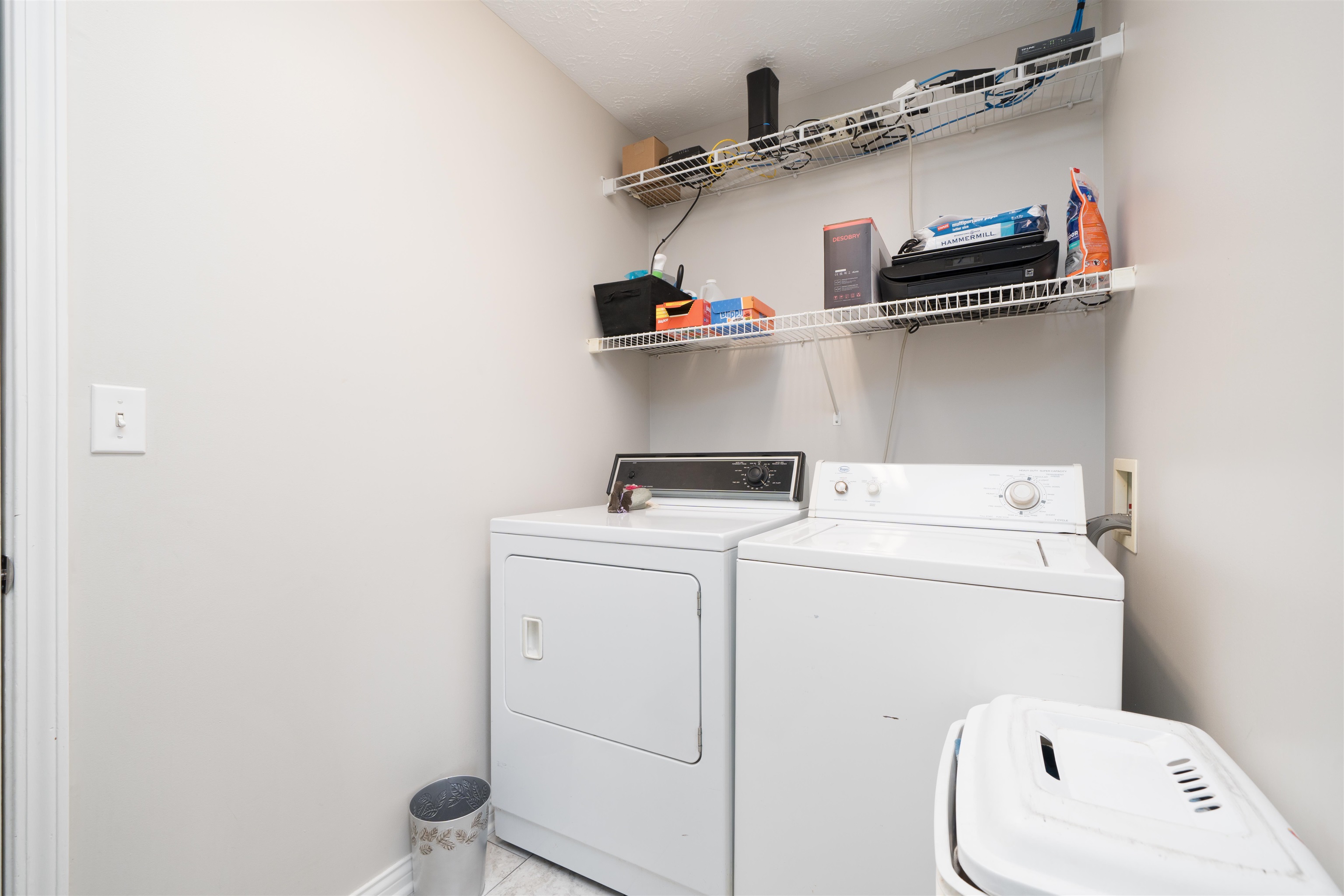 421 Newbury Ct, Owensboro, Kentucky 42301, 3 Bedrooms Bedrooms, ,2 BathroomsBathrooms,Single Family Residence,For Sale,Newbury Ct,93535