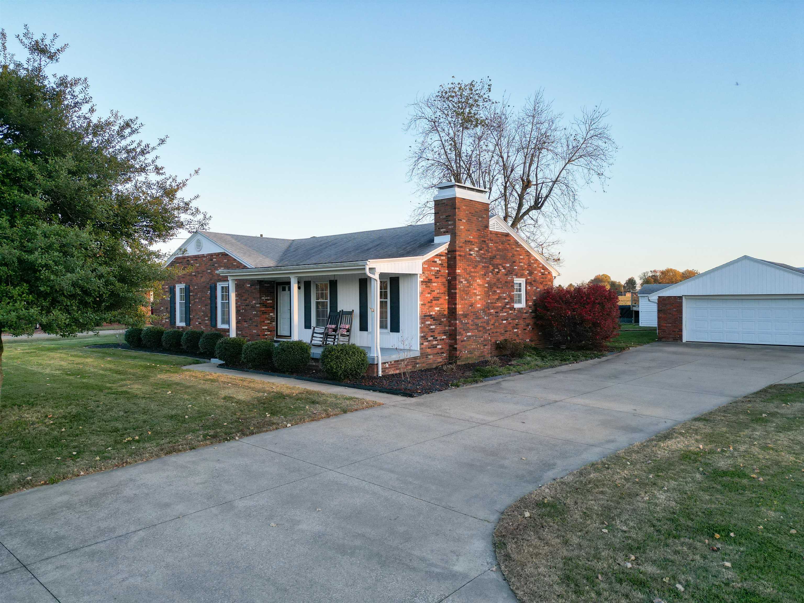 6884 HWY 56, Owensboro, Kentucky 42301, 3 Bedrooms Bedrooms, ,1 BathroomBathrooms,Single Family Residence,For Sale,HWY 56,93536