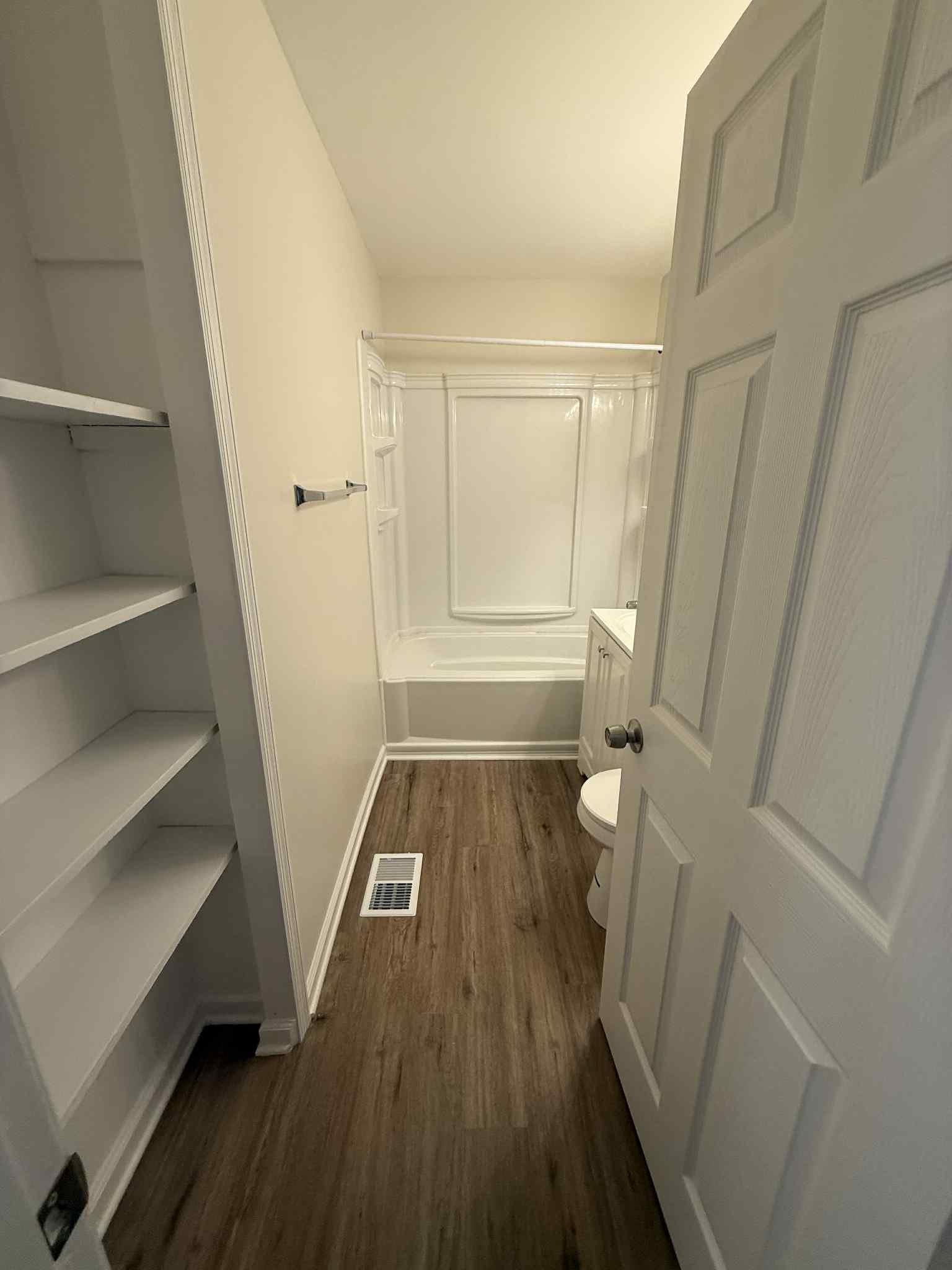 3832 Jefferson St, Owensboro, Kentucky 42303-7209, 3 Bedrooms Bedrooms, ,1 BathroomBathrooms,Single Family Residence,For Sale,Jefferson St,93538