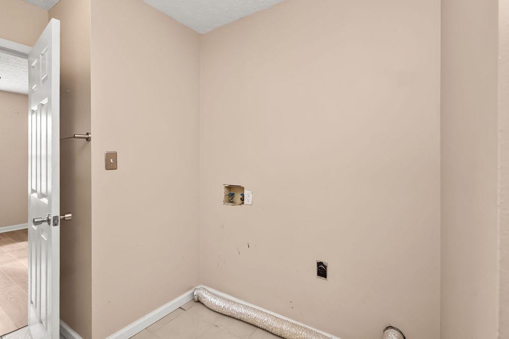 2545 Lake Pointe, Owensboro, Kentucky 42301, 2 Bedrooms Bedrooms, ,1 BathroomBathrooms,Single Family Residence,For Sale,Lake Pointe,93541