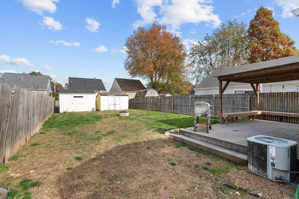 2545 Lake Pointe, Owensboro, Kentucky 42301, 2 Bedrooms Bedrooms, ,1 BathroomBathrooms,Single Family Residence,For Sale,Lake Pointe,93541