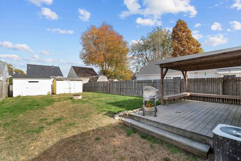 2545 Lake Pointe, Owensboro, Kentucky 42301, 2 Bedrooms Bedrooms, ,1 BathroomBathrooms,Single Family Residence,For Sale,Lake Pointe,93541