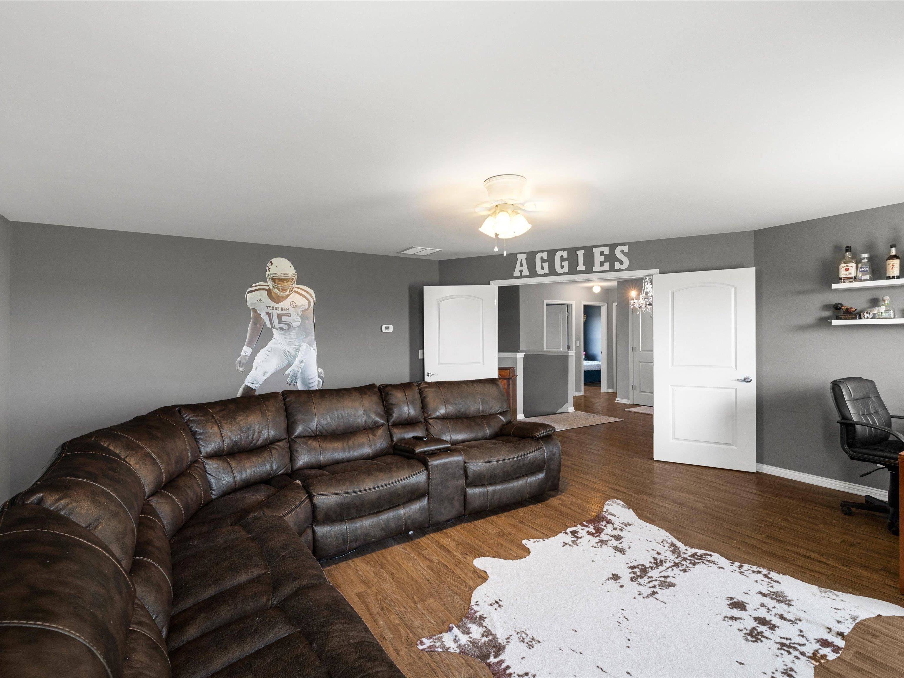 5303 Trifecta Place, Owensboro, Kentucky 42301, 5 Bedrooms Bedrooms, ,2 BathroomsBathrooms,Single Family Residence,For Sale,Trifecta Place,93549