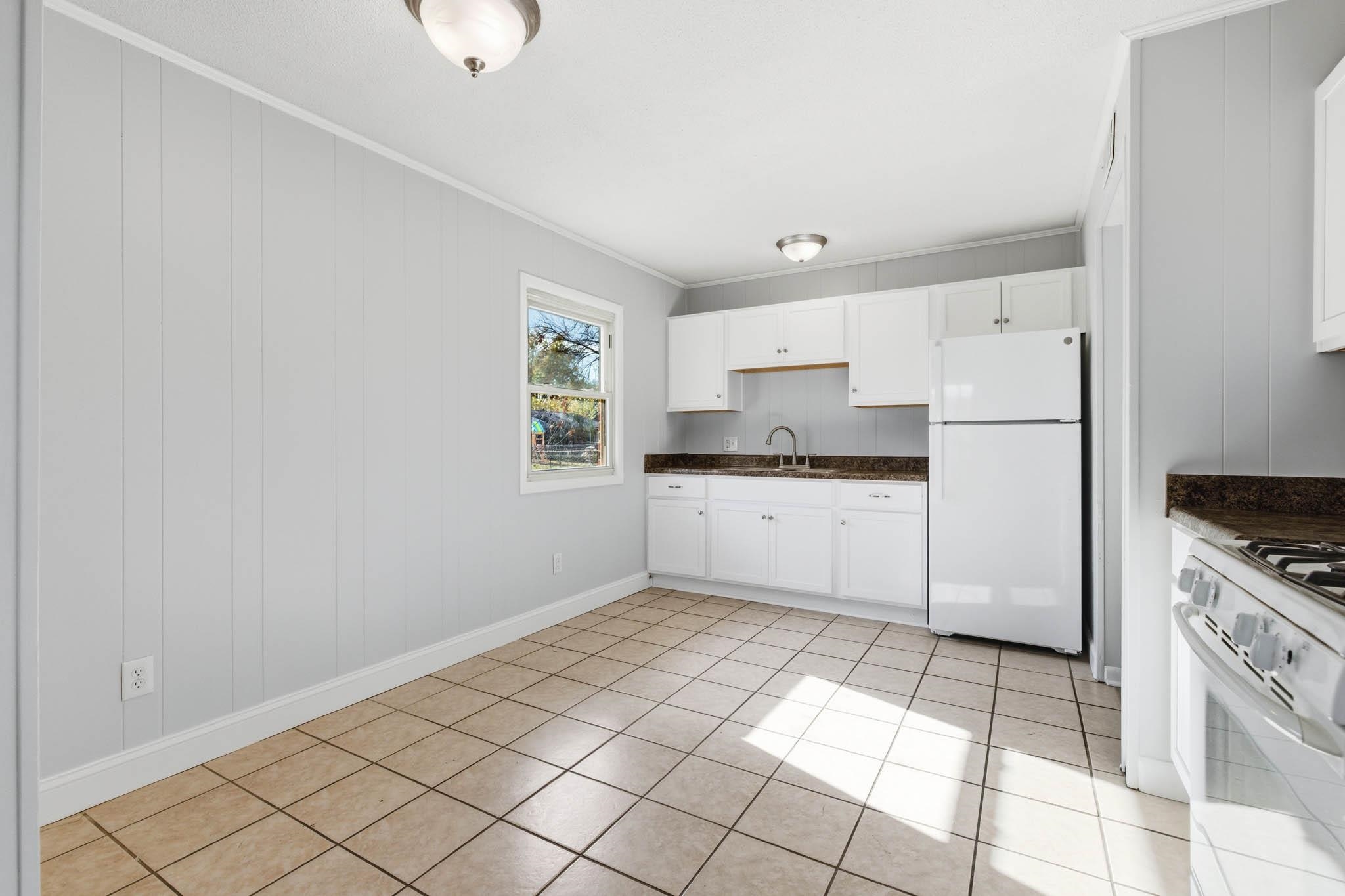 2826 Yosemite Dr, Owensboro, Kentucky 42301, 3 Bedrooms Bedrooms, ,1 BathroomBathrooms,Single Family Residence,For Sale,Yosemite Dr,93550