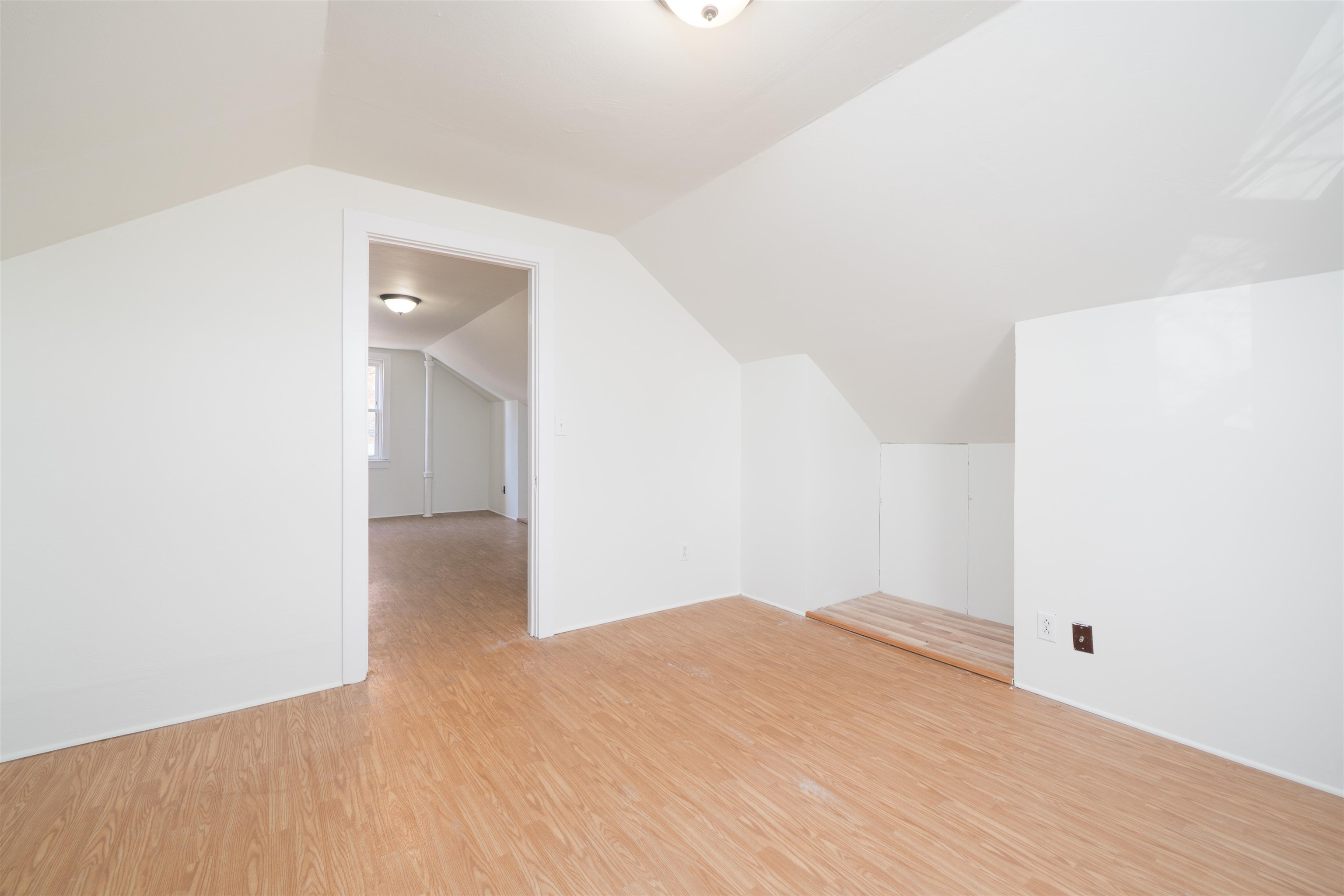 311 22nd Street, Owensboro, Kentucky 42303, 3 Bedrooms Bedrooms, ,2 BathroomsBathrooms,Single Family Residence,For Sale,22nd Street,93551