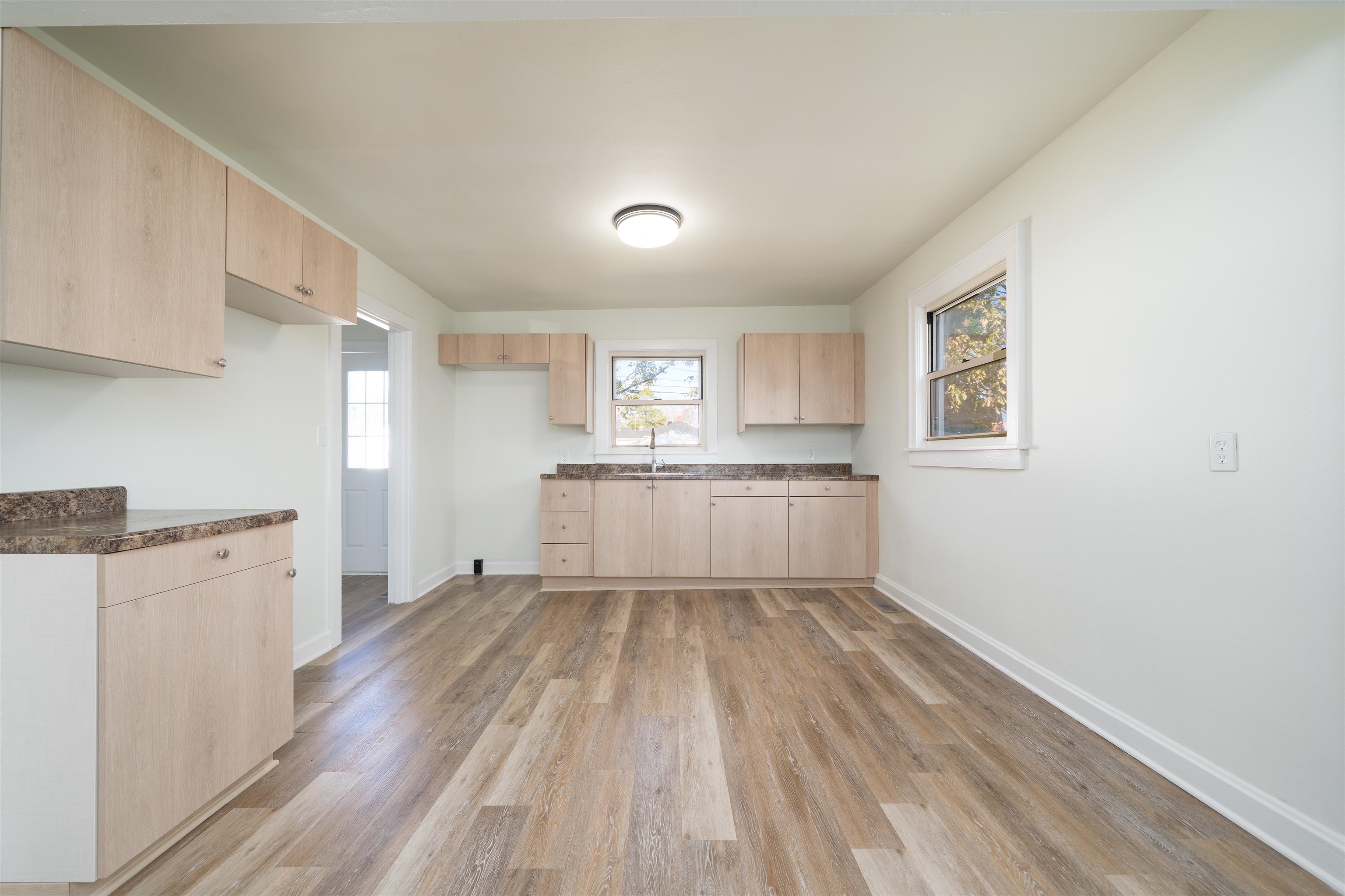 311 22nd Street, Owensboro, Kentucky 42303, 3 Bedrooms Bedrooms, ,2 BathroomsBathrooms,Single Family Residence,For Sale,22nd Street,93551