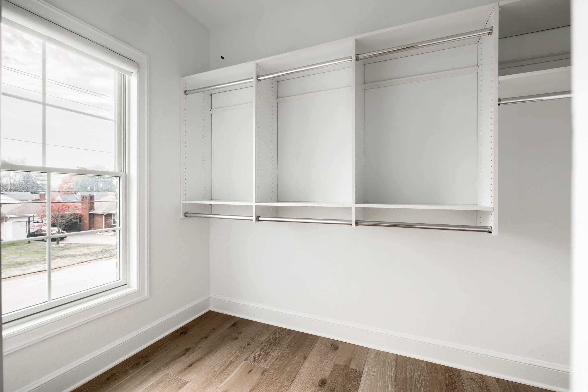 1053 Hill Ave, Owensboro, Kentucky 42301, 3 Bedrooms Bedrooms, ,2 BathroomsBathrooms,Single Family Residence,For Sale,Hill Ave,93552