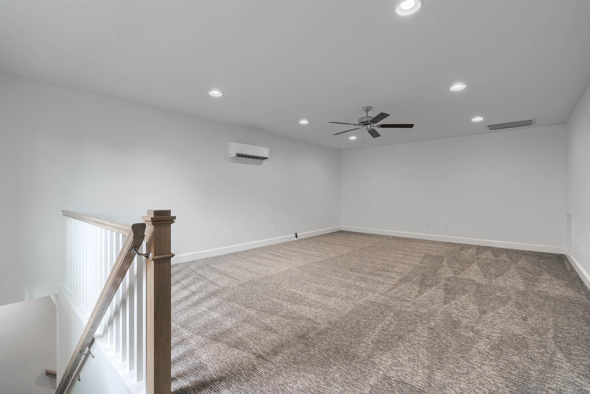 1053 Hill Ave, Owensboro, Kentucky 42301, 3 Bedrooms Bedrooms, ,2 BathroomsBathrooms,Single Family Residence,For Sale,Hill Ave,93552