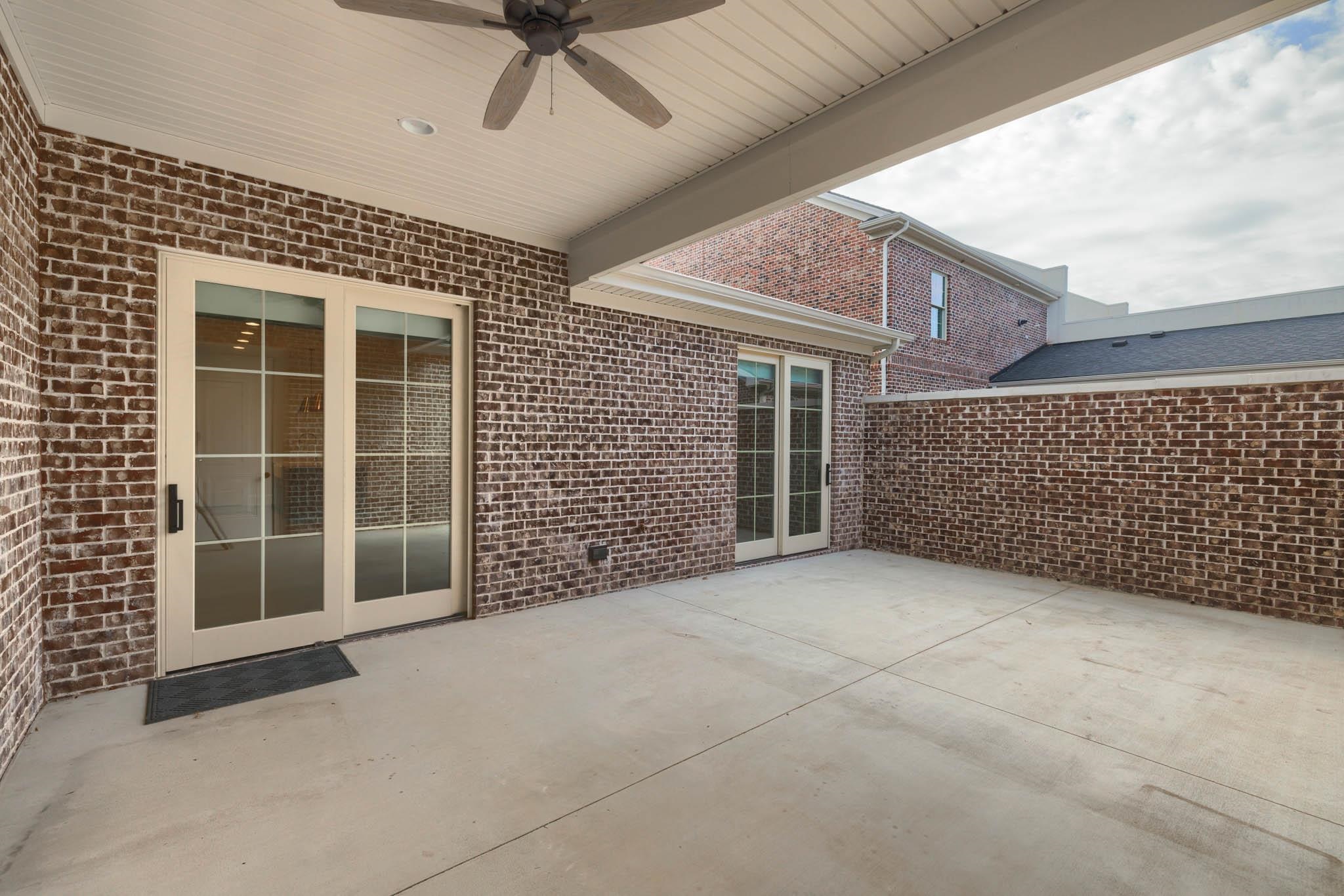 1053 Hill Ave, Owensboro, Kentucky 42301, 3 Bedrooms Bedrooms, ,2 BathroomsBathrooms,Condominium,For Sale,Hill Ave,93553