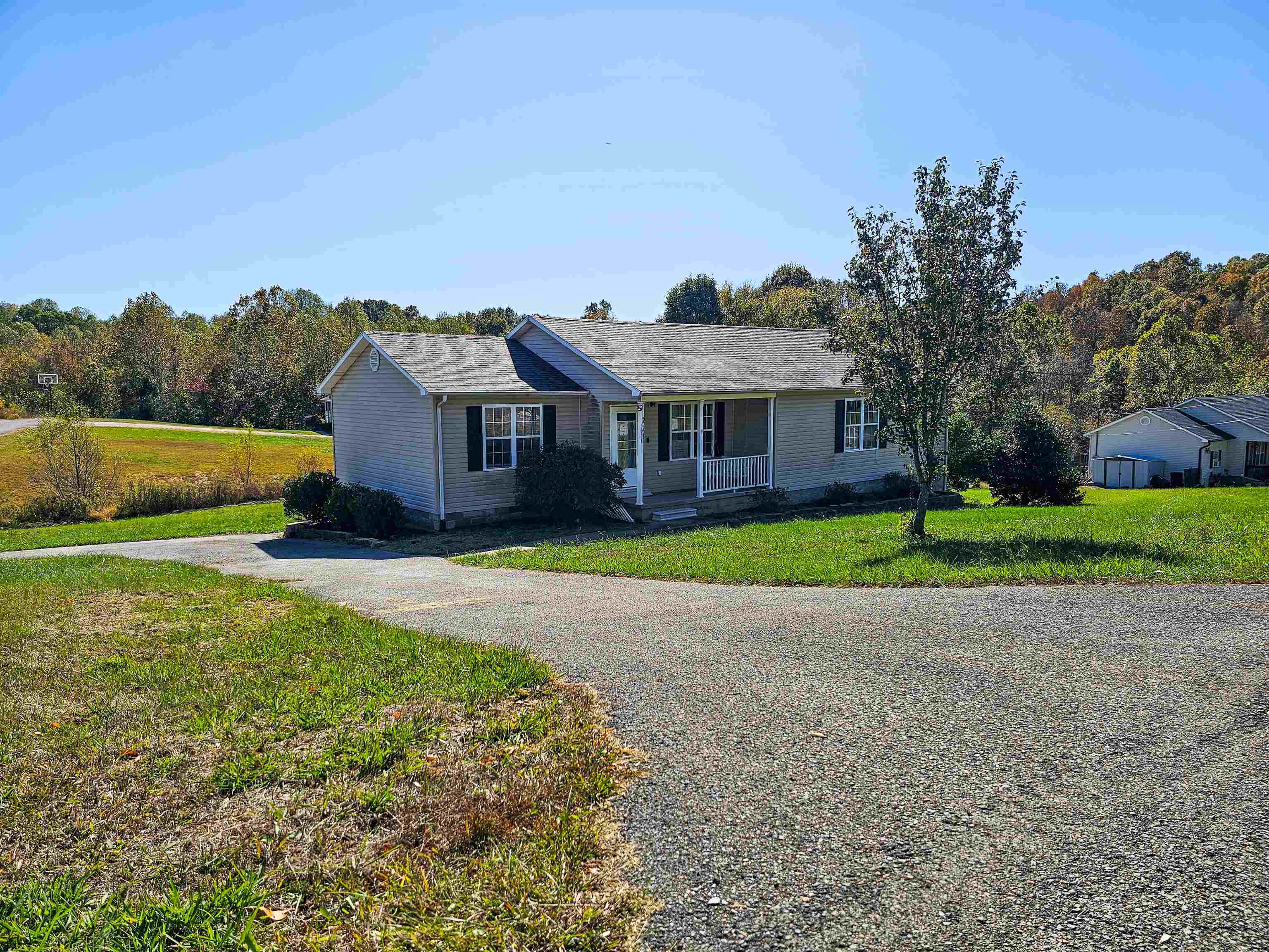 221 Matilda Lane, Hartford, Kentucky 42347, 4 Bedrooms Bedrooms, ,2 BathroomsBathrooms,Single Family Residence,For Sale,Matilda Lane,93556