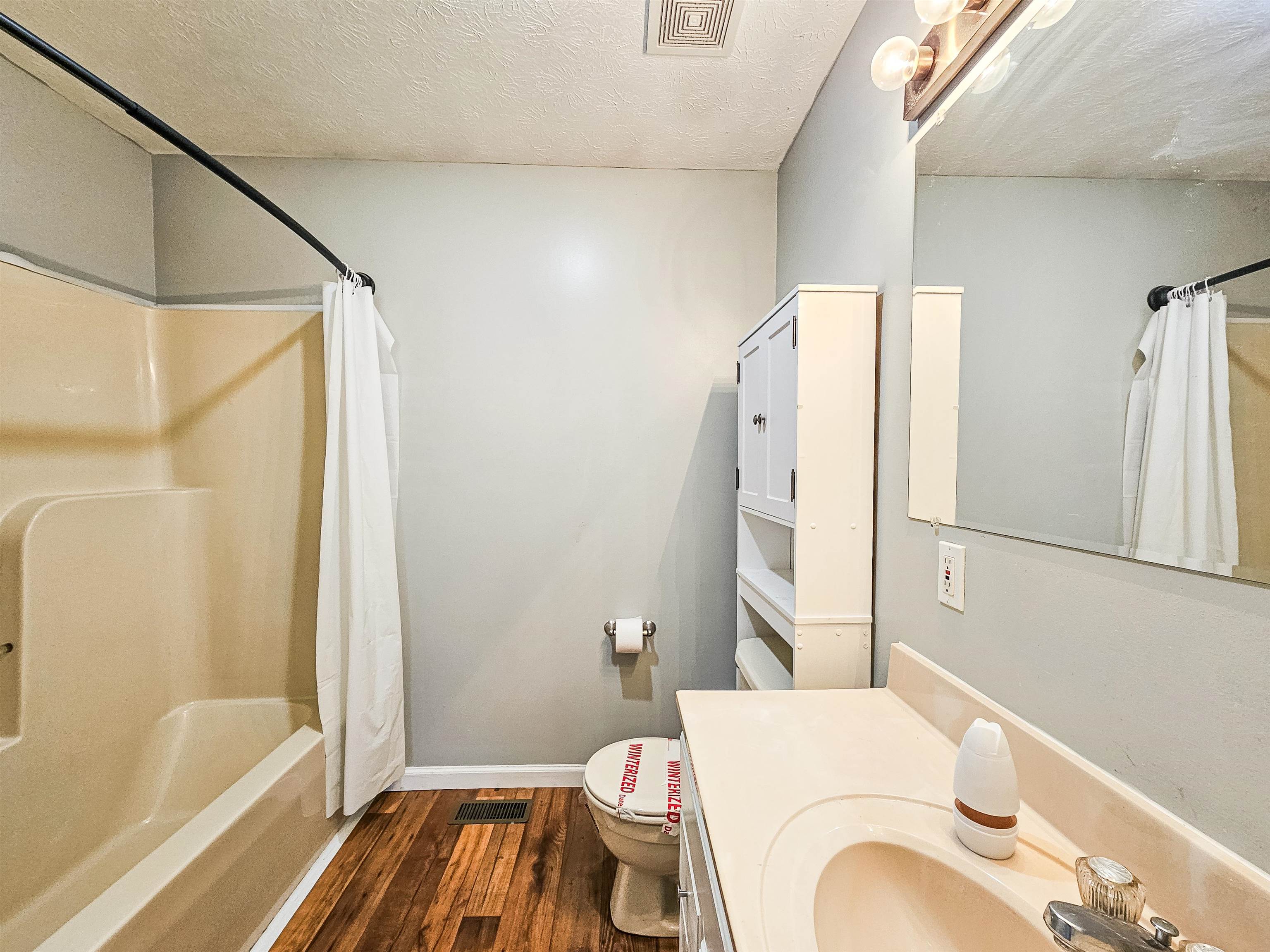 221 Matilda Lane, Hartford, Kentucky 42347, 4 Bedrooms Bedrooms, ,2 BathroomsBathrooms,Single Family Residence,For Sale,Matilda Lane,93556