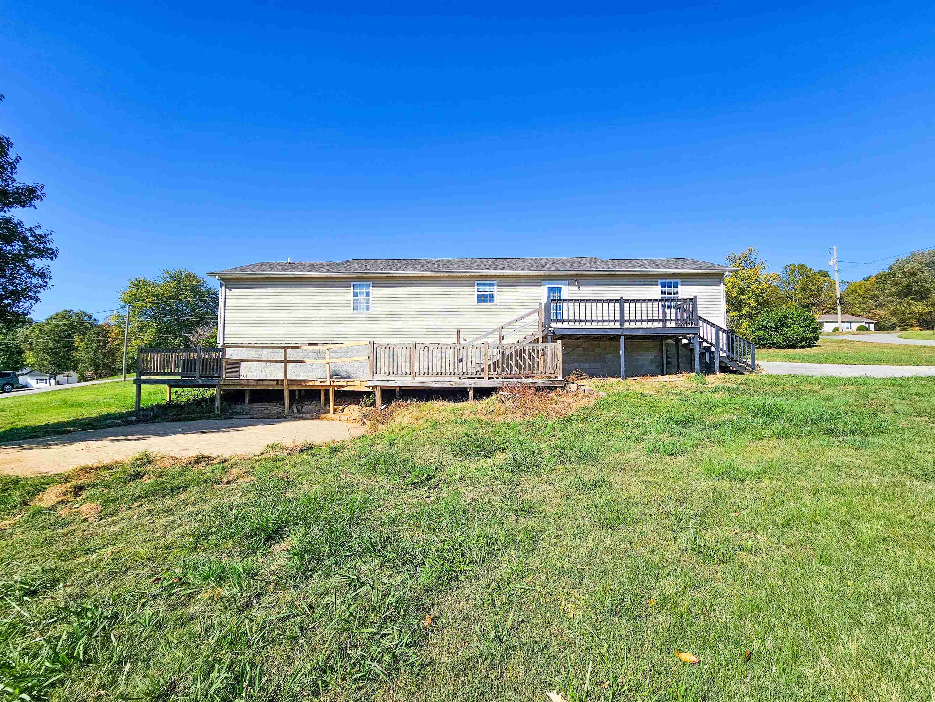 221 Matilda Lane, Hartford, Kentucky 42347, 4 Bedrooms Bedrooms, ,2 BathroomsBathrooms,Single Family Residence,For Sale,Matilda Lane,93556