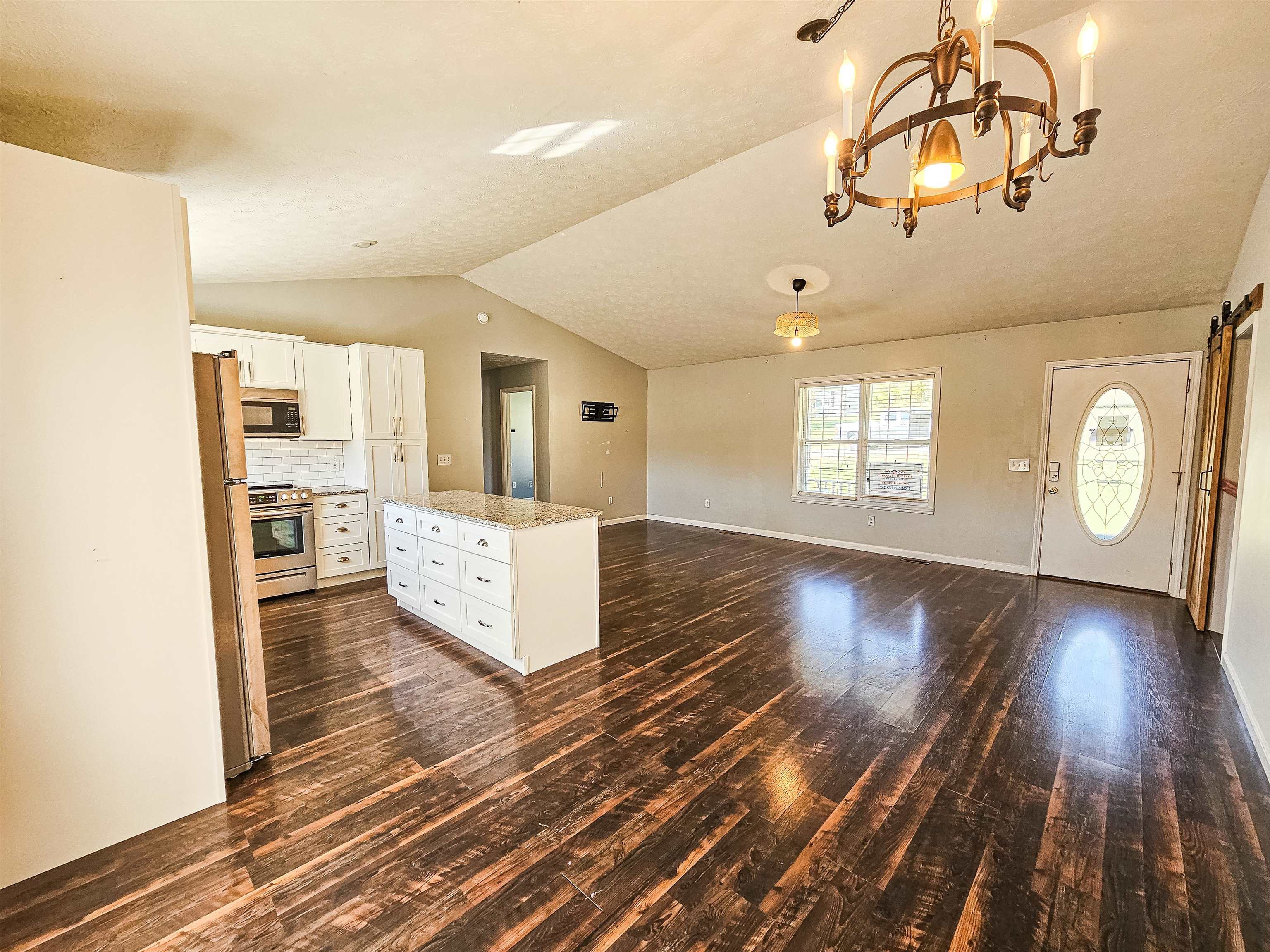 221 Matilda Lane, Hartford, Kentucky 42347, 4 Bedrooms Bedrooms, ,2 BathroomsBathrooms,Single Family Residence,For Sale,Matilda Lane,93556