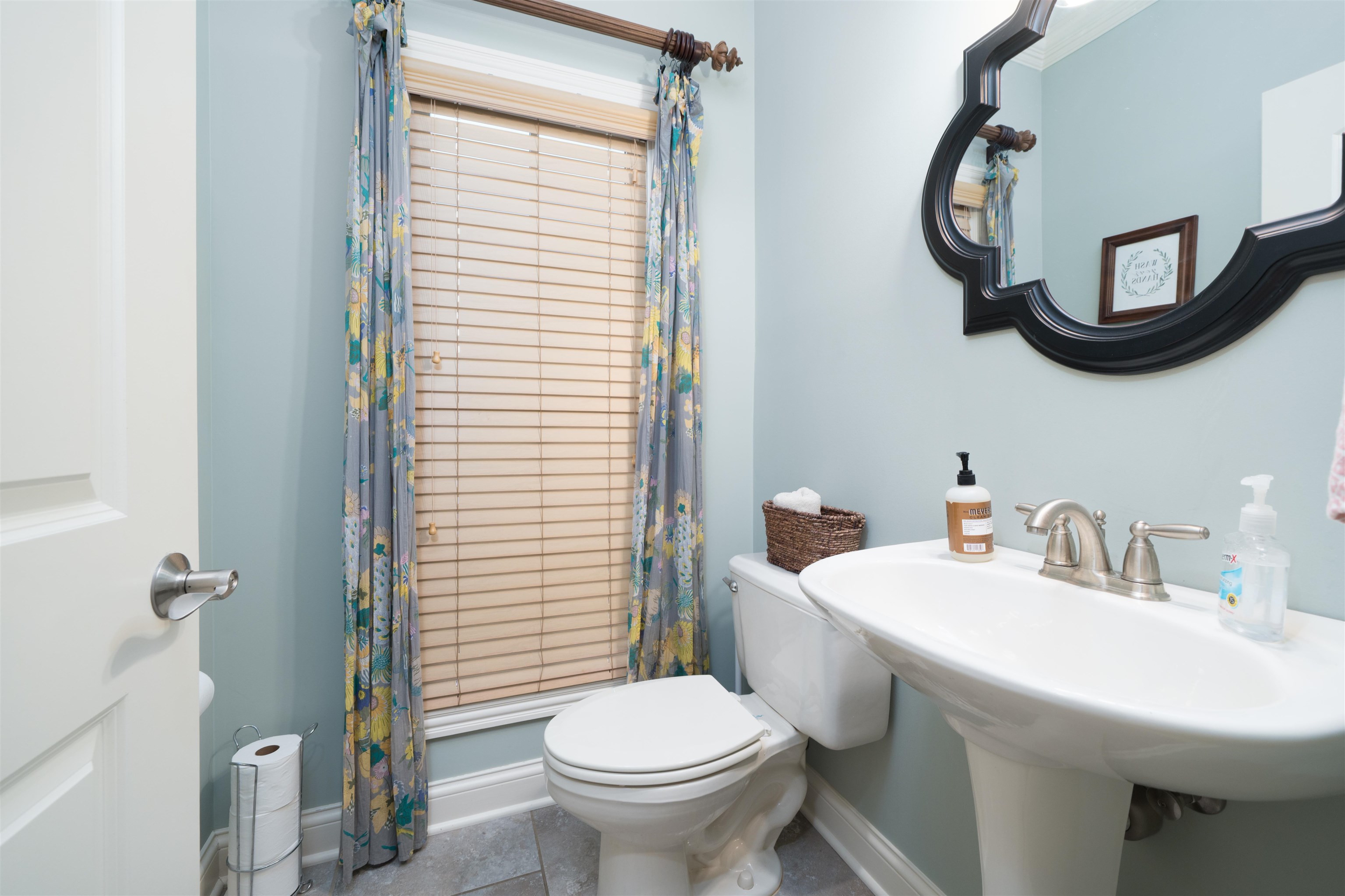 4555 Fountain View Trace, Owensboro, Kentucky 42303, 3 Bedrooms Bedrooms, ,2 BathroomsBathrooms,Single Family Residence,For Sale,Fountain View Trace,93559