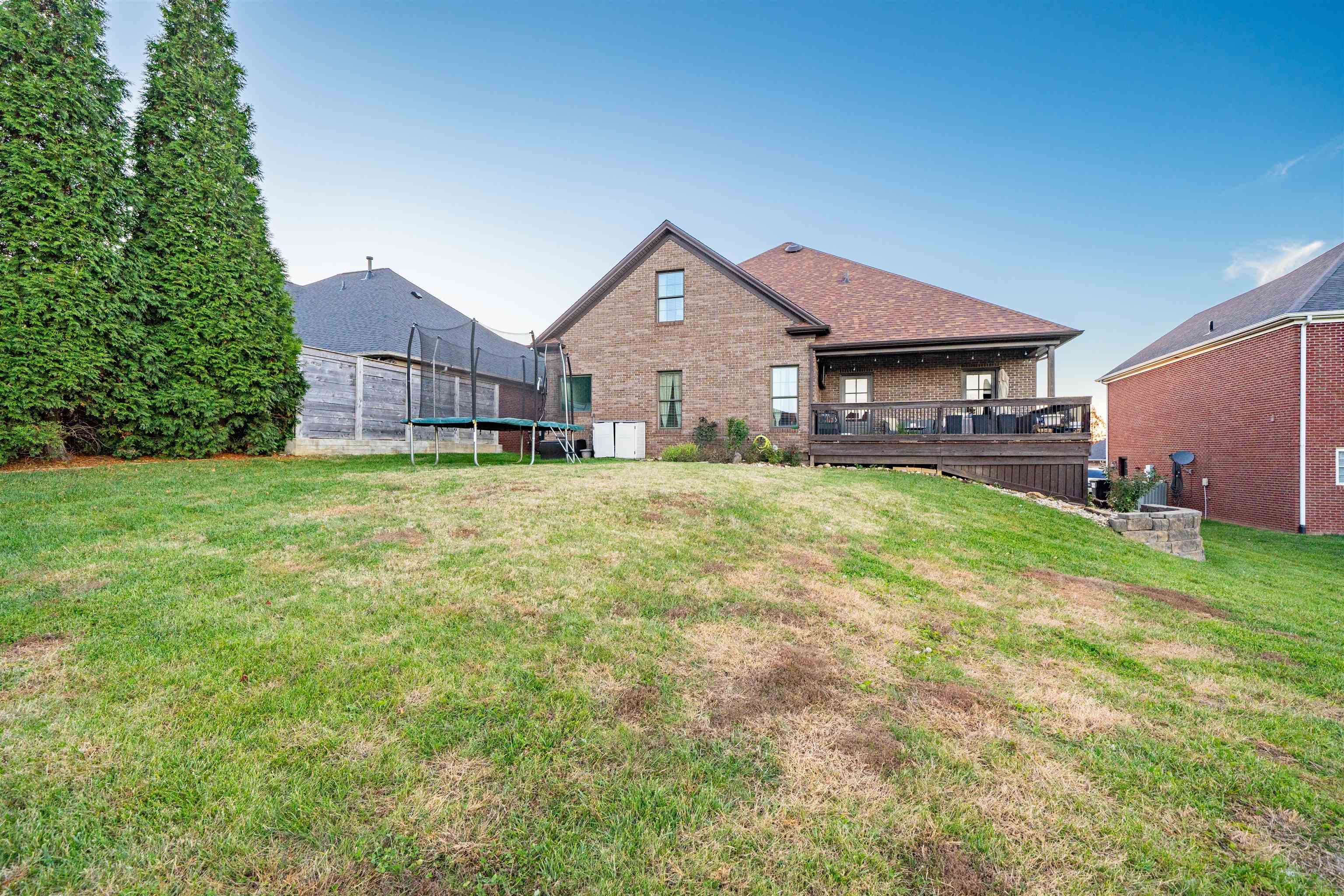 4555 Fountain View Trace, Owensboro, Kentucky 42303, 3 Bedrooms Bedrooms, ,2 BathroomsBathrooms,Single Family Residence,For Sale,Fountain View Trace,93559