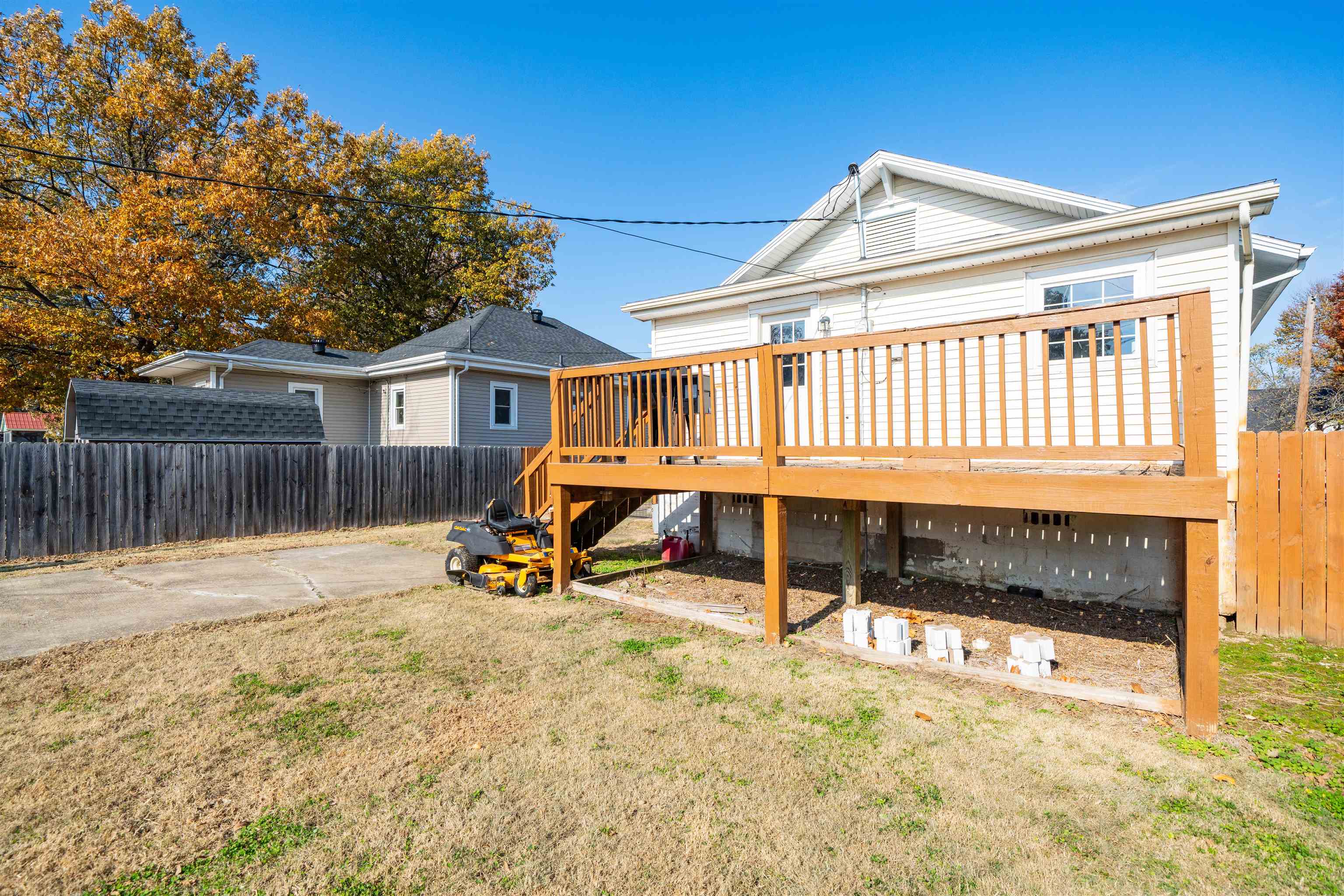 206 E 22nd Street, Owensboro, Kentucky 42303, 2 Bedrooms Bedrooms, ,1 BathroomBathrooms,Single Family Residence,For Sale,E 22nd Street,93560