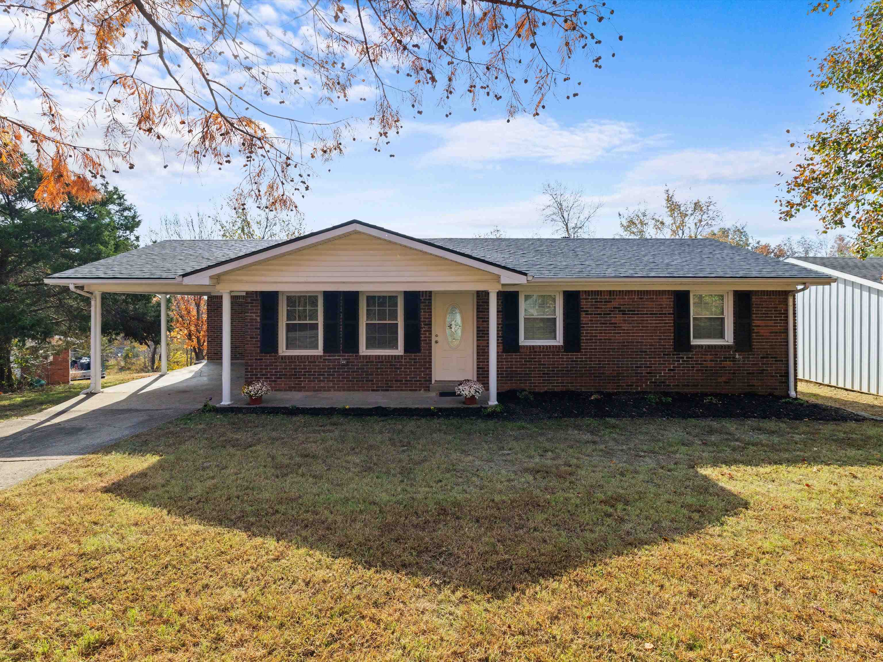 226 Reynolds Dr, Beechmont, Kentucky 42323, 3 Bedrooms Bedrooms, ,1 BathroomBathrooms,Single Family Residence,For Sale,Reynolds Dr,93563