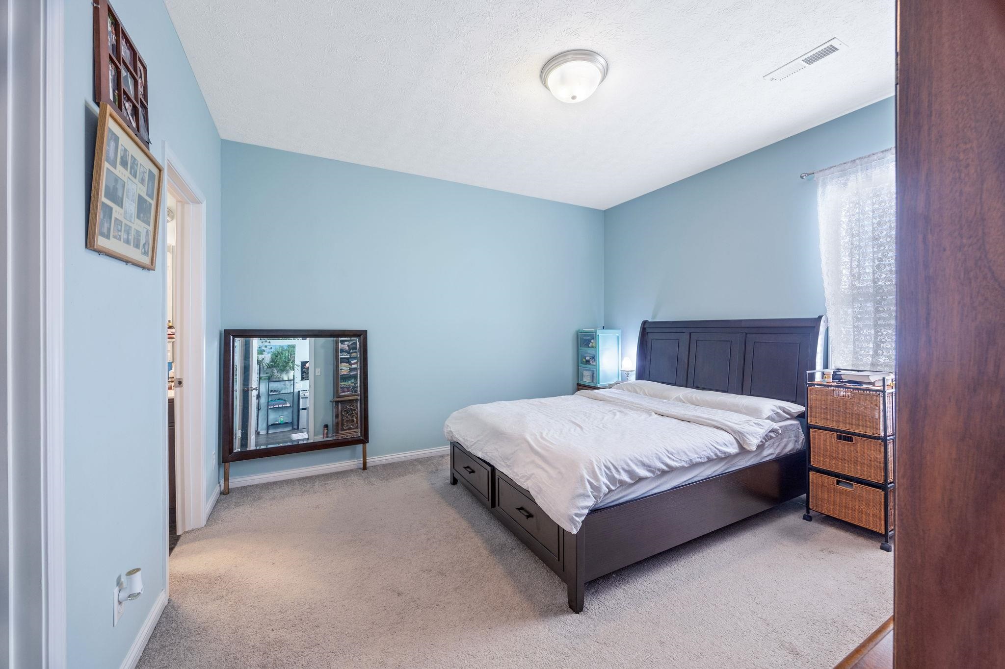 2230 Ottawa, Owensboro, Kentucky 42301-6775, 3 Bedrooms Bedrooms, ,2 BathroomsBathrooms,Single Family Residence,For Sale,Ottawa,93564