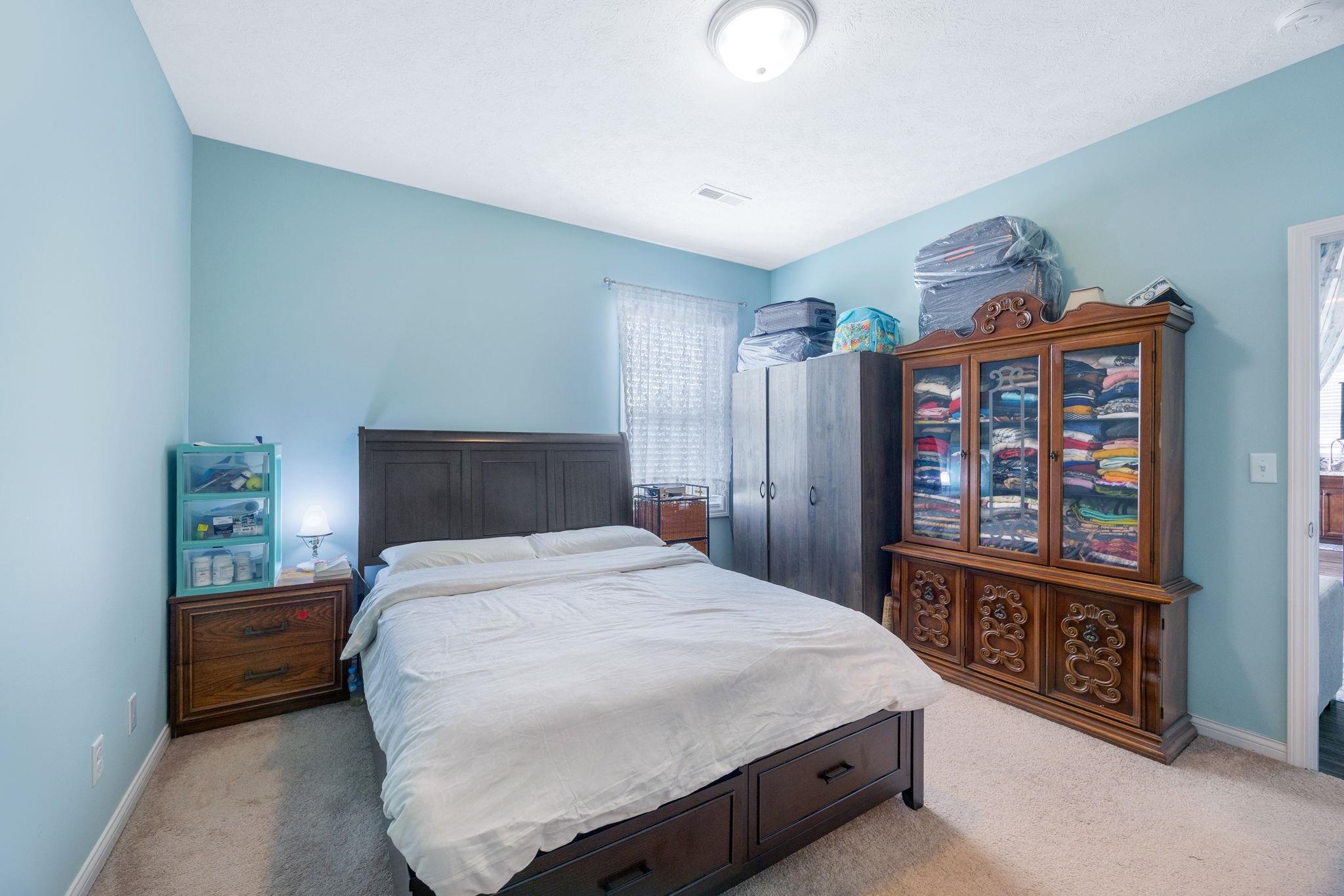 2230 Ottawa, Owensboro, Kentucky 42301-6775, 3 Bedrooms Bedrooms, ,2 BathroomsBathrooms,Single Family Residence,For Sale,Ottawa,93564