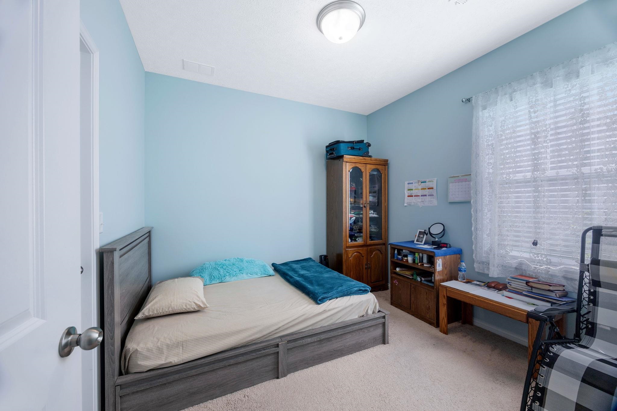 2230 Ottawa, Owensboro, Kentucky 42301-6775, 3 Bedrooms Bedrooms, ,2 BathroomsBathrooms,Single Family Residence,For Sale,Ottawa,93564