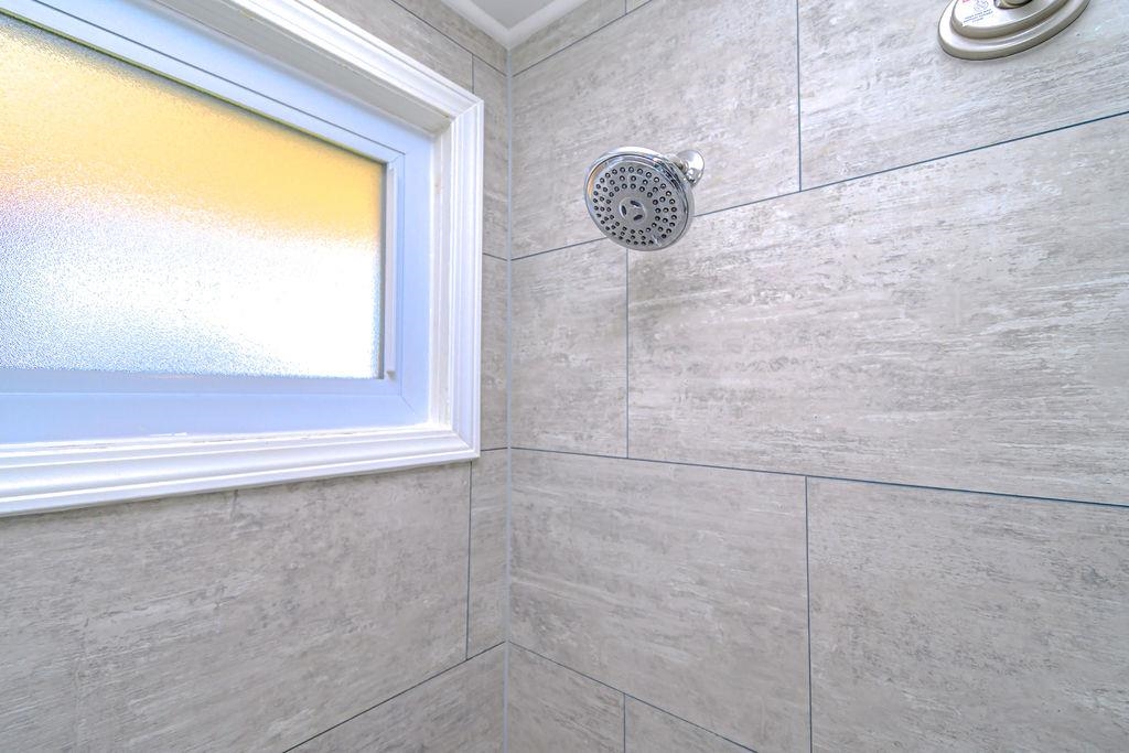 1930 Wyandotte Ave, Owensboro, Kentucky 42301, 3 Bedrooms Bedrooms, ,1 BathroomBathrooms,Single Family Residence,For Sale,Wyandotte Ave,93566