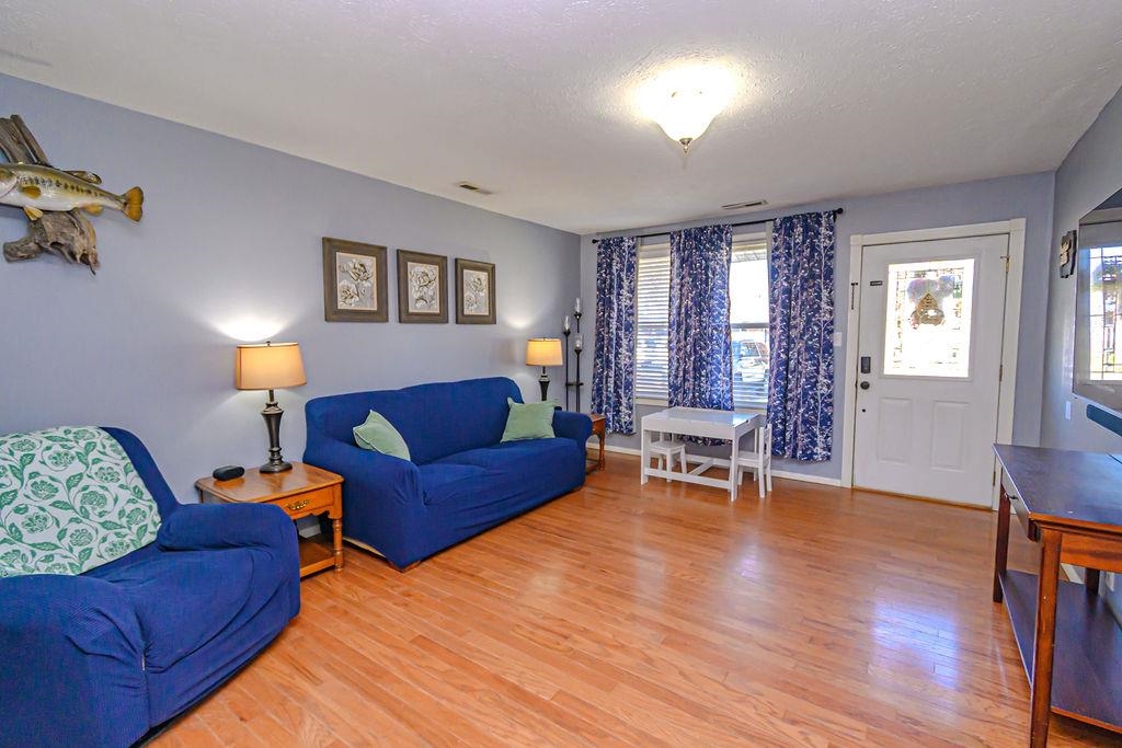 1930 Wyandotte Ave, Owensboro, Kentucky 42301, 3 Bedrooms Bedrooms, ,1 BathroomBathrooms,Single Family Residence,For Sale,Wyandotte Ave,93566