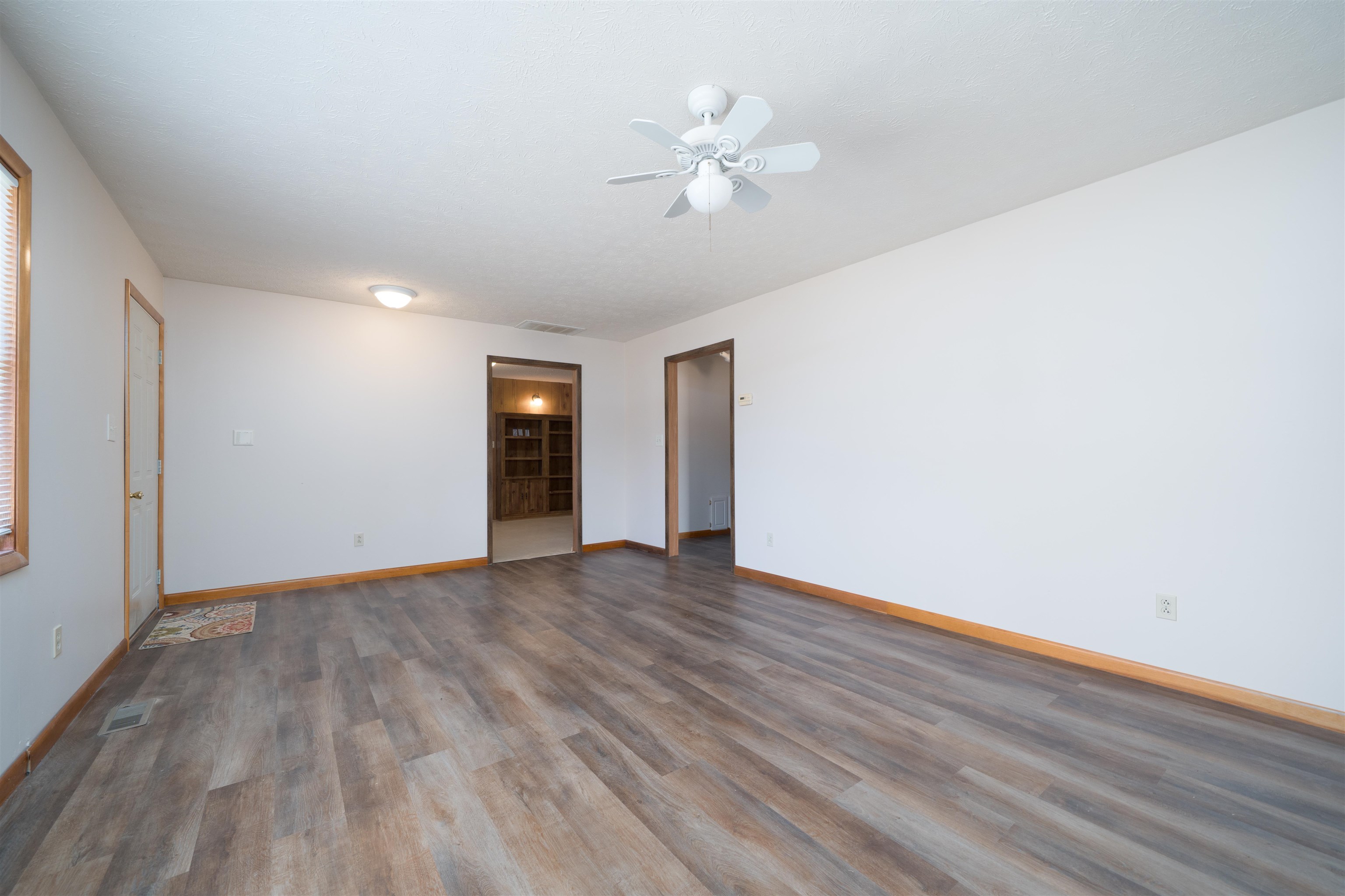 201 East Harmons Ferry Rd, Utica, Kentucky 42376, 2 Bedrooms Bedrooms, ,1 BathroomBathrooms,Single Family Residence,For Sale,East Harmons Ferry Rd,93573