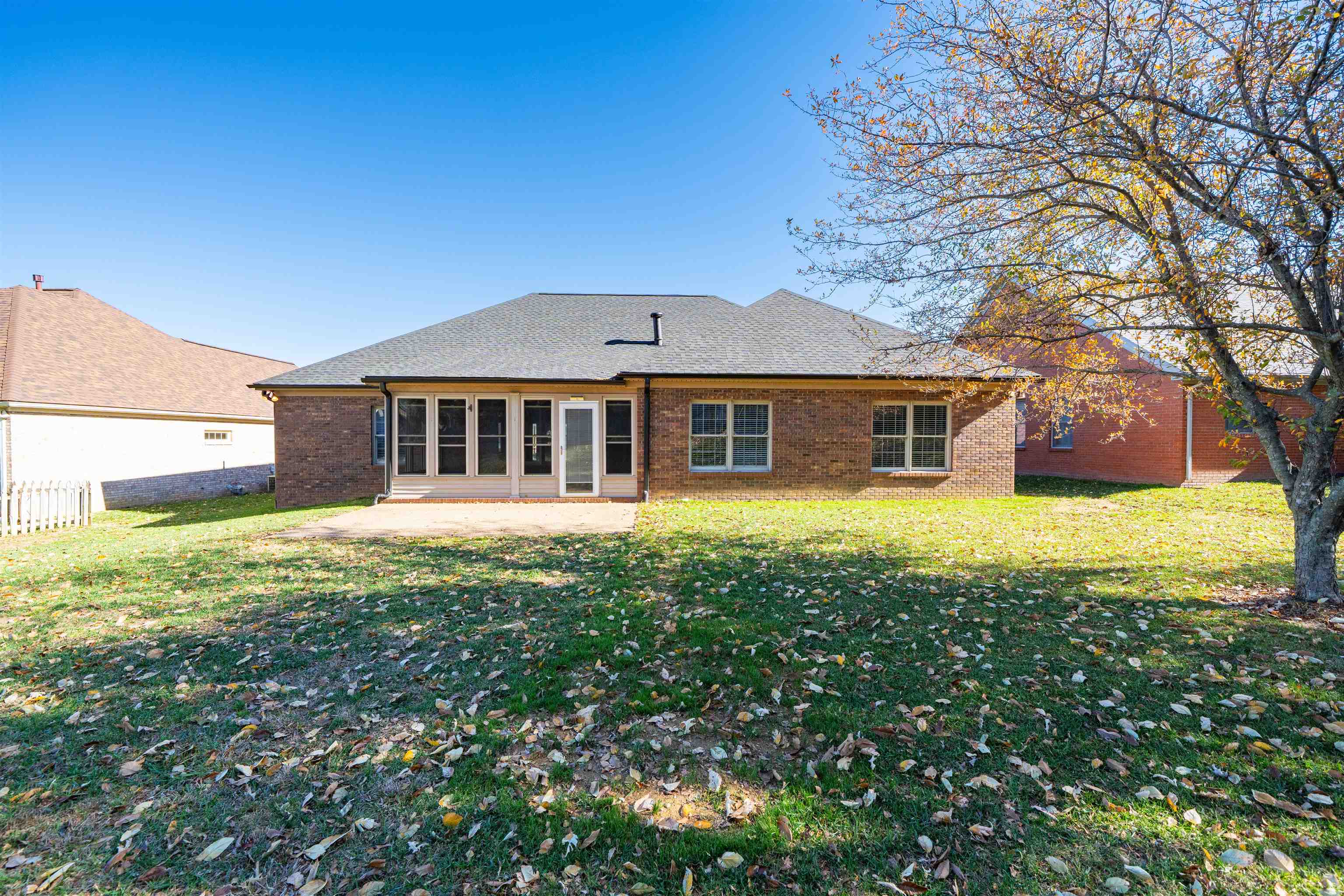 4302 Saddlebrooke Trail, Owensboro, Kentucky 42303, 3 Bedrooms Bedrooms, ,2 BathroomsBathrooms,Single Family Residence,For Sale,Saddlebrooke Trail,93575