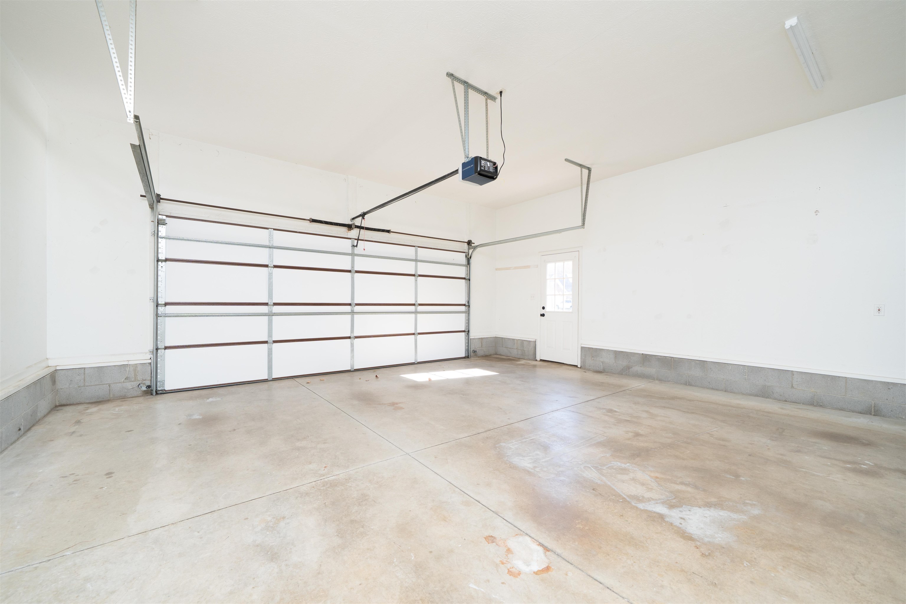 4302 Saddlebrooke Trail, Owensboro, Kentucky 42303, 3 Bedrooms Bedrooms, ,2 BathroomsBathrooms,Single Family Residence,For Sale,Saddlebrooke Trail,93575